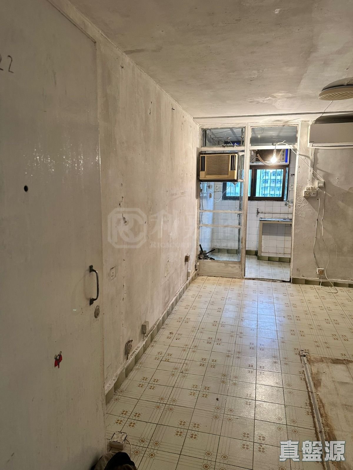 李鄭屋邨 和平樓 (3座) 高層 22室 西九龍