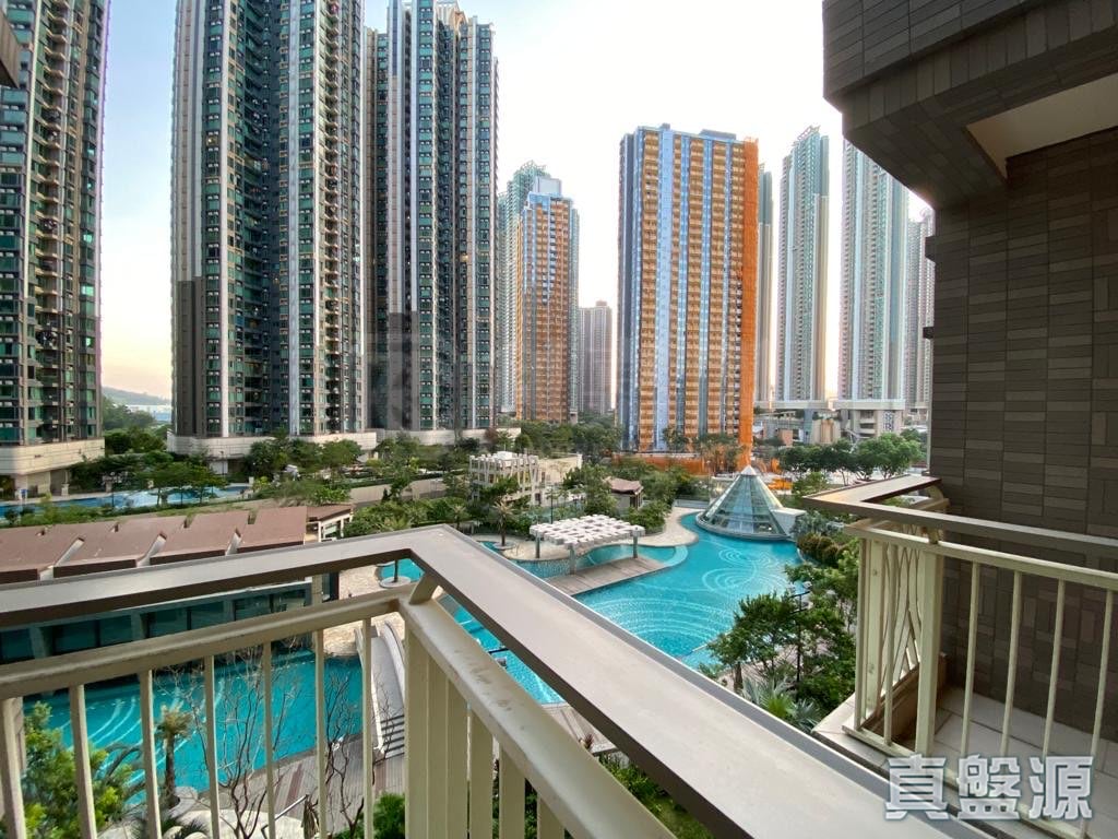 THE BEAUMOUNT PHASE 1 - Tower 3 Low Floor Zone Flat F Tseung Kwan O