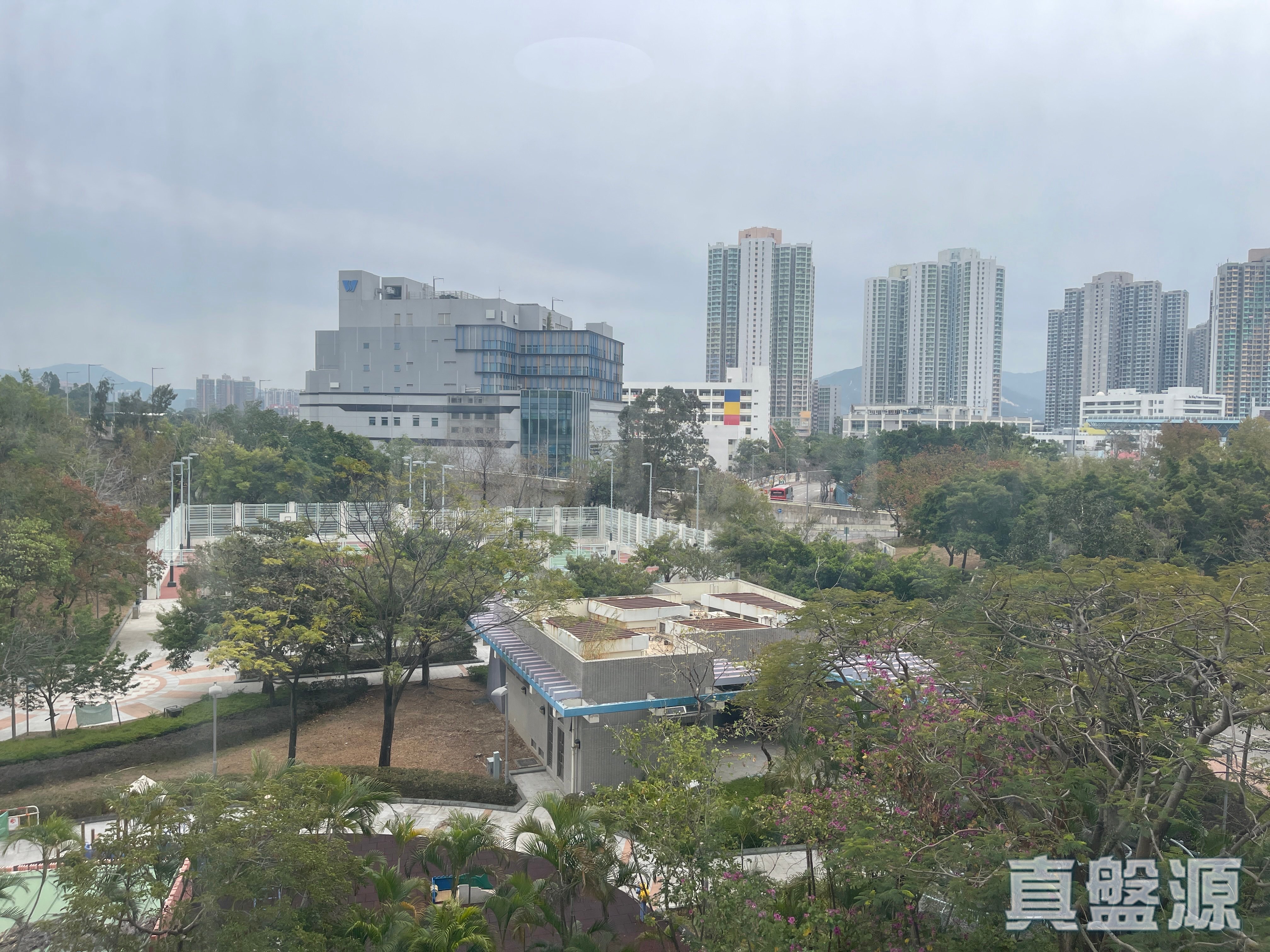 KINGSWOOD VILLAS PHASE 7 KENSWOOD COURT - Block 8 Low Floor Zone Tin Shui Wai