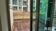 逸瓏灣 I 大廈17座 低層 D室 大埔