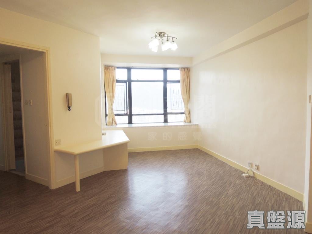 KORNHILL BLOCK D (FLAT 1 - 8) High Floor Zone Flat 2 Quarry Bay/Kornhill/Taikoo Shing