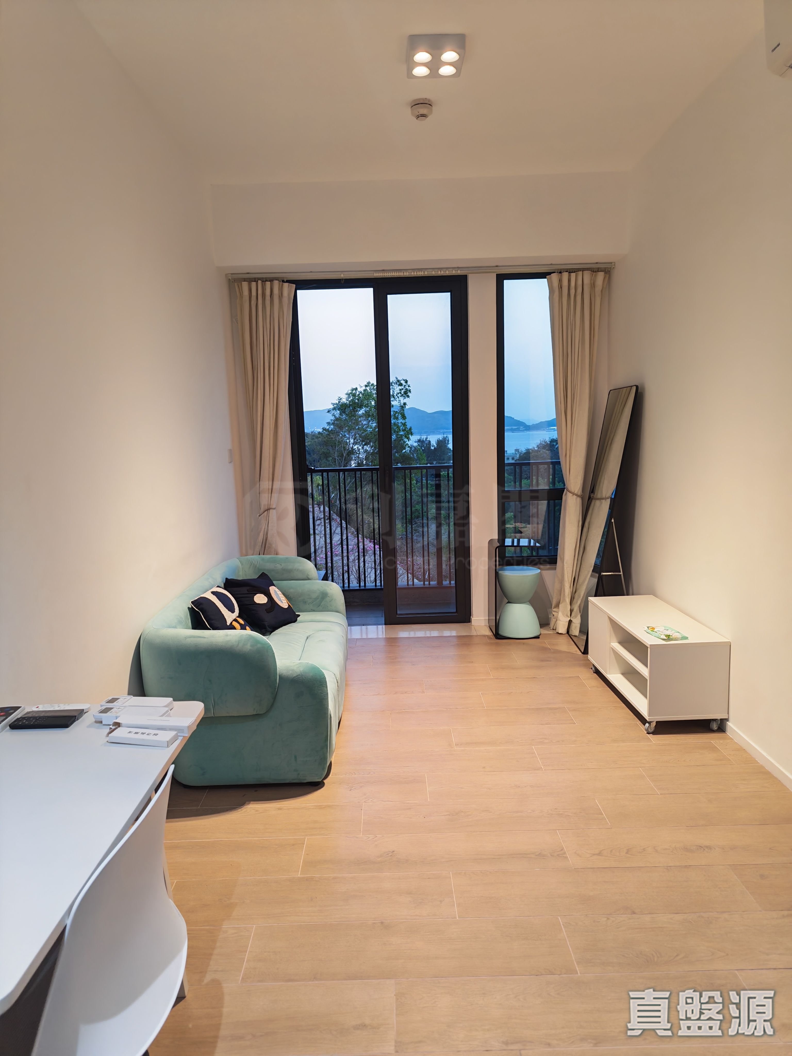 OMA BY THE SEA TOWER 2 Low Floor Zone Flat A9 Sham Tseng/Castle Peak Road