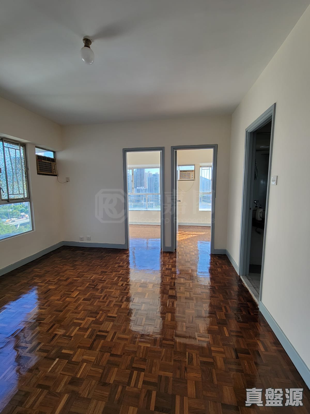 SHEUNGSHUI TOWN CENTER PARIS COURT (BLOCK 3) High Floor Zone Flat B Sheung Shui/Fanling/Kwu Tung