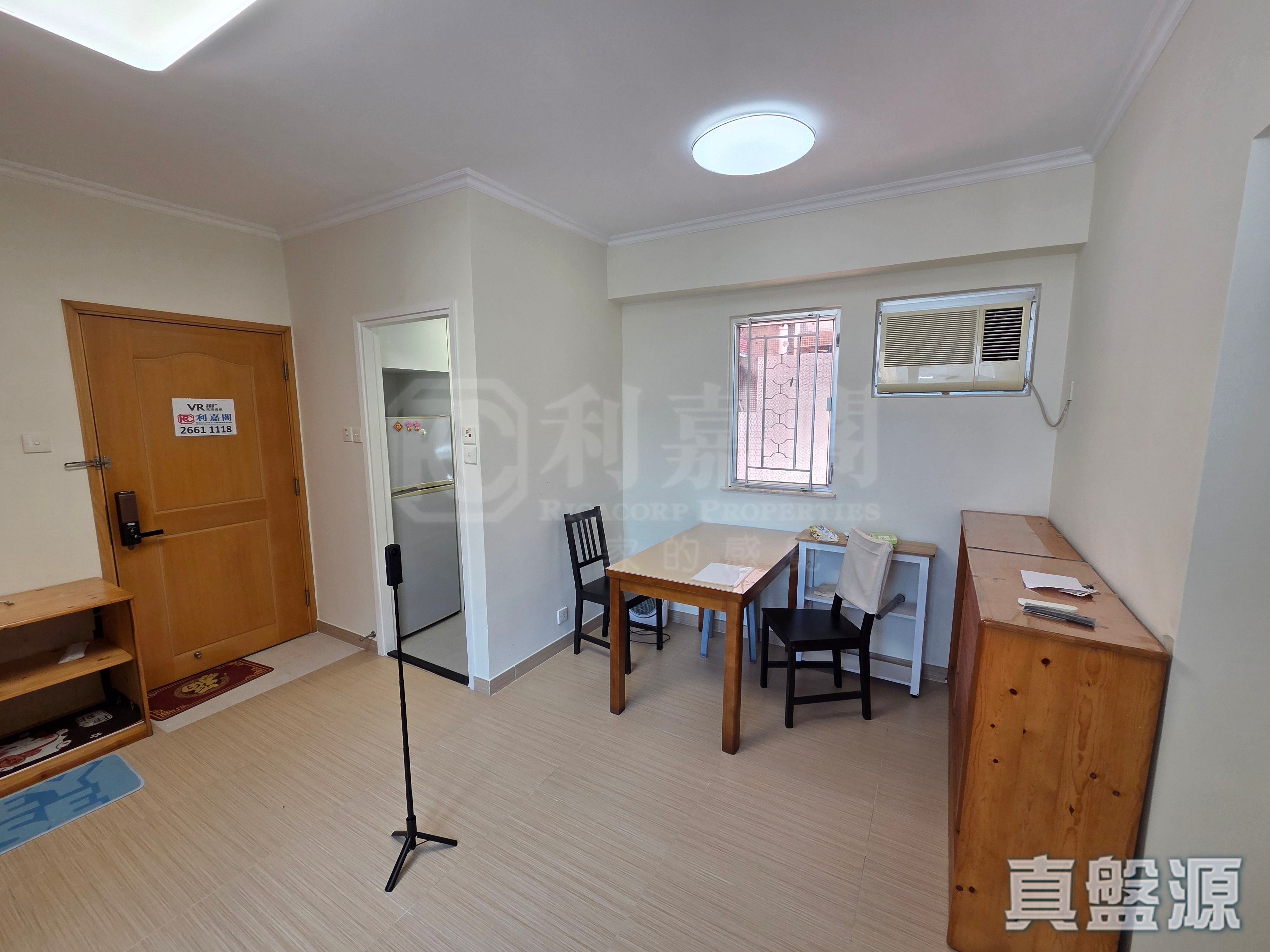 UPTOWN PLAZA BLOCK 5 Very High Floor Zone Flat A Tai Po