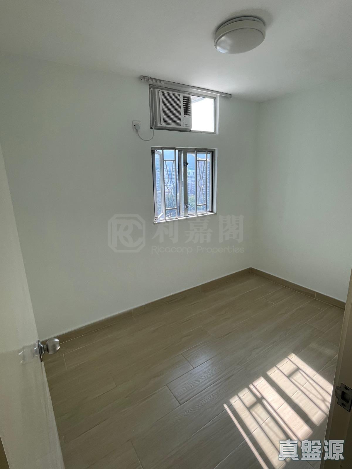 YUET WU VILLA BLOCK 15 High Floor Zone Flat F Tuen Mun