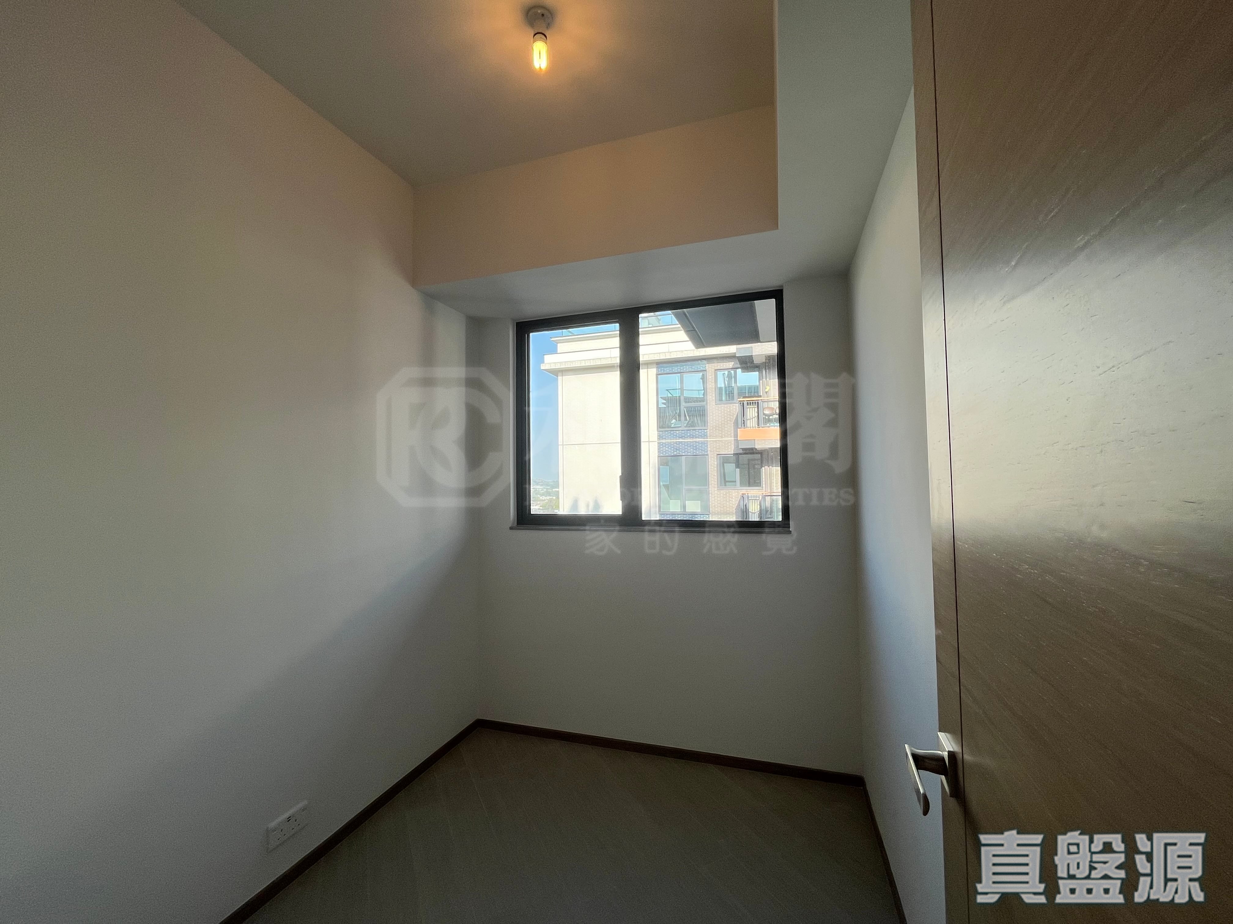 HIGH PARK PHASE 1 HIGH PARK I - Tower 1 Very High Floor Zone Yuen Long