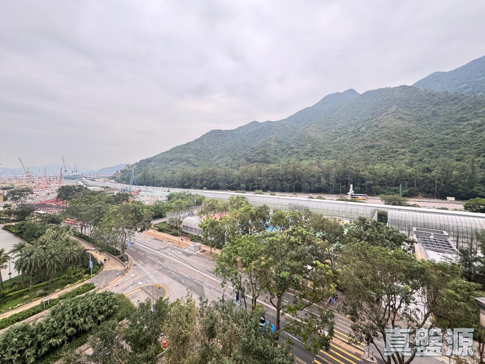 CARIBBEAN COAST PHASE 2 ALBANY COVE - Tower 6 Low Floor Zone Flat D Tung Chung