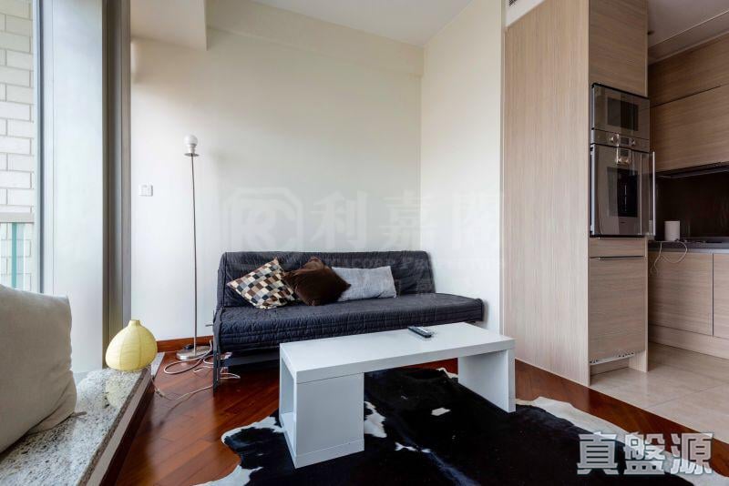 THE CORONATION TOWER 6 Medium Floor Zone Flat C Kowloon Station/Tsim Sha Tsui/Jordan