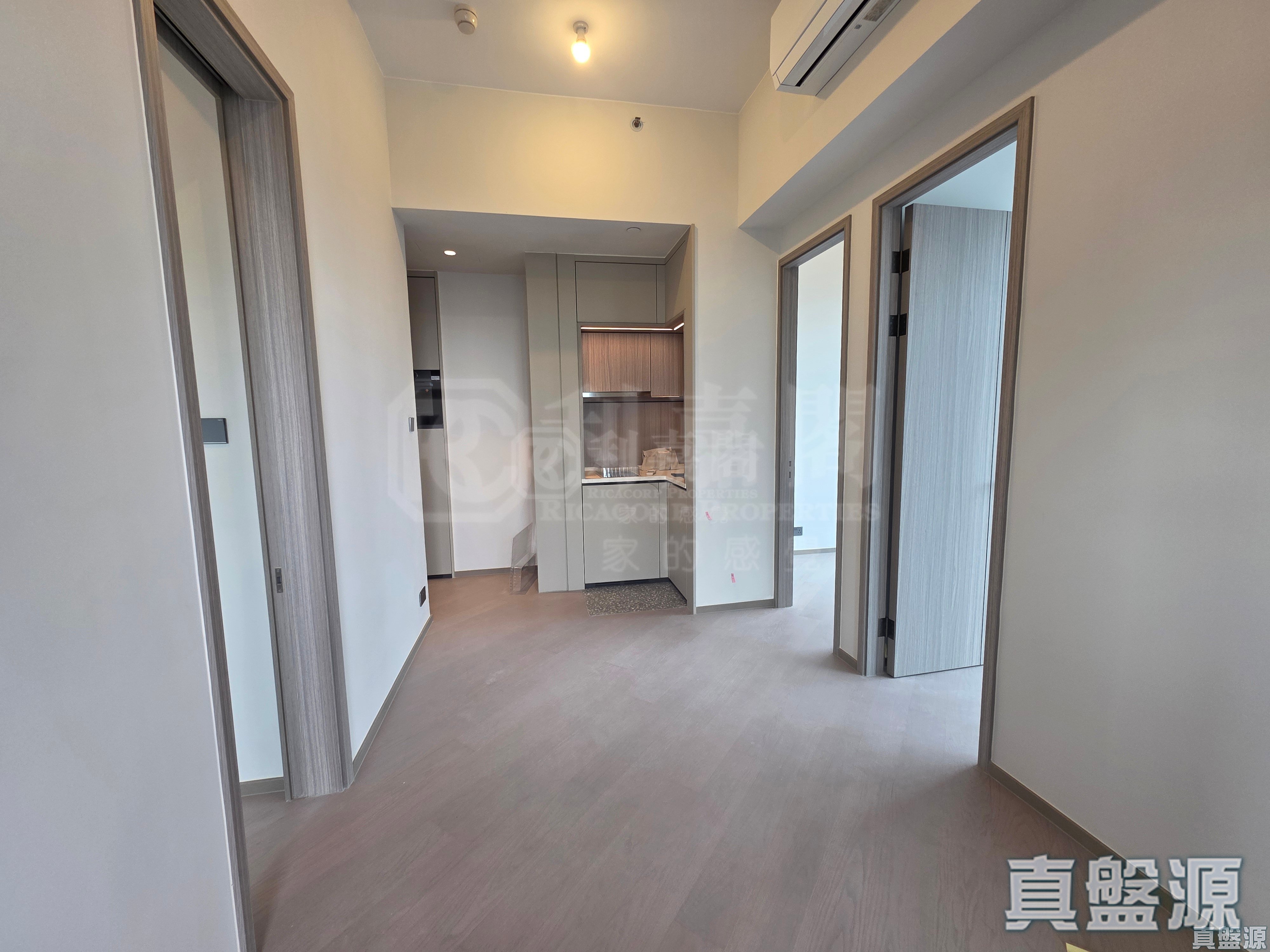 BONDLANE II Low Floor Zone Flat S5 West Kowloon