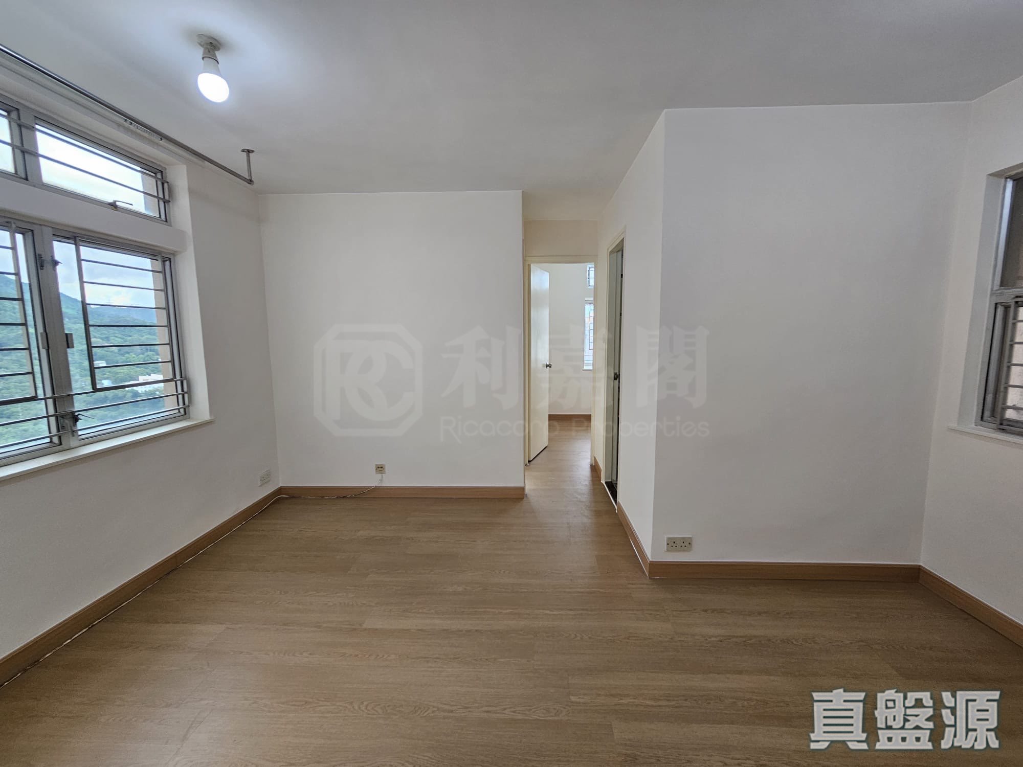 SUN TUEN MUN CENTRE BLOCK 6 High Floor Zone Flat B Tuen Mun