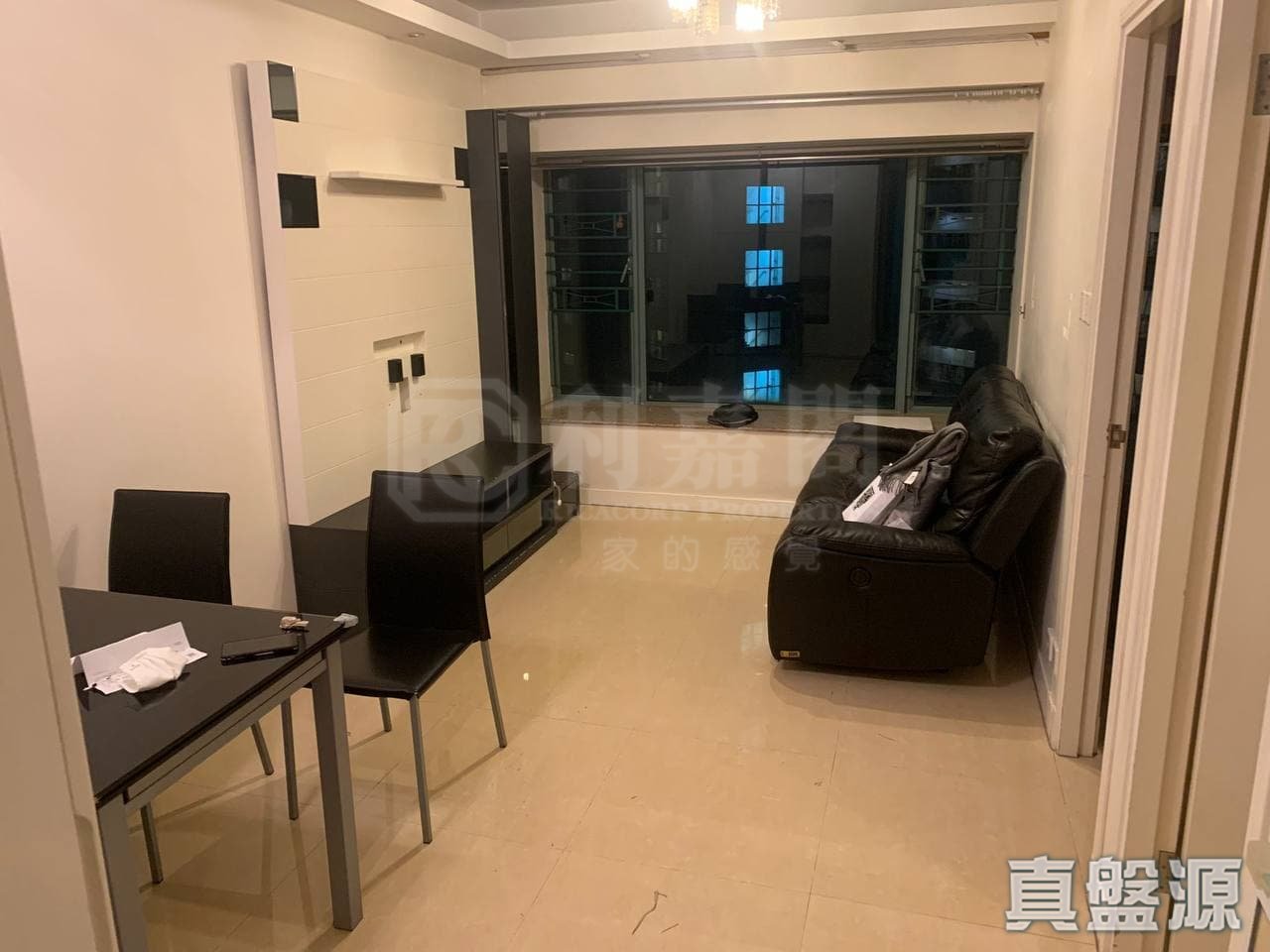 蓝澄湾 5座 中层 A室 青衣