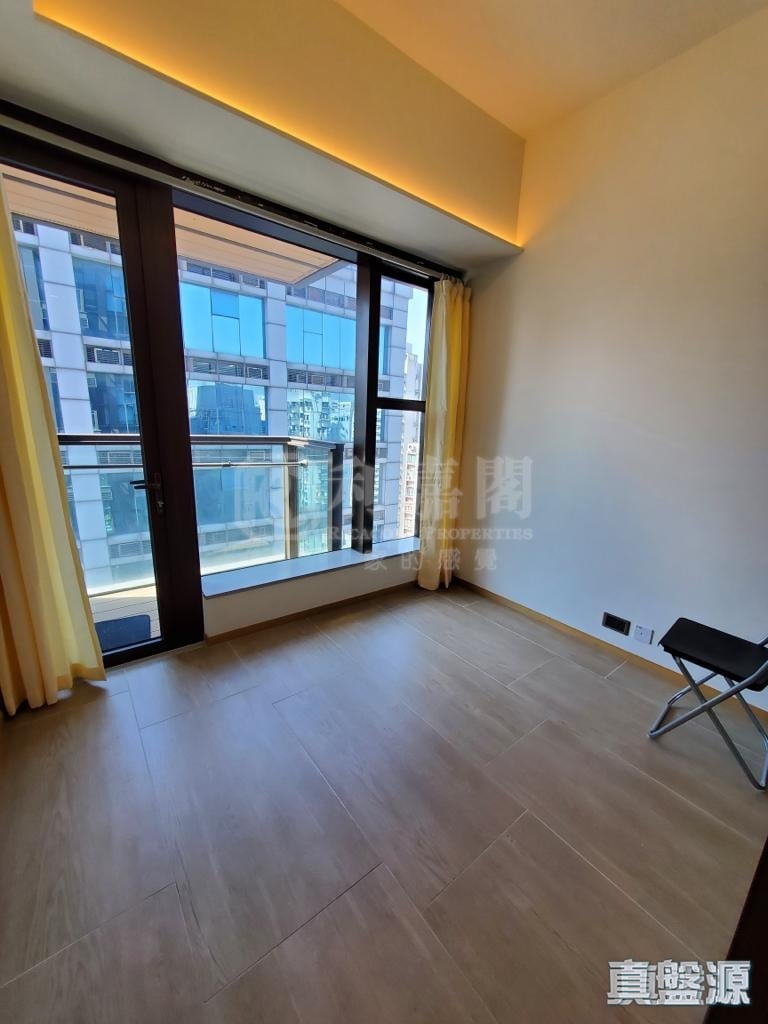 ONE PRESTIGE Low Floor Zone Flat D North Point/North Point Mid-Levels