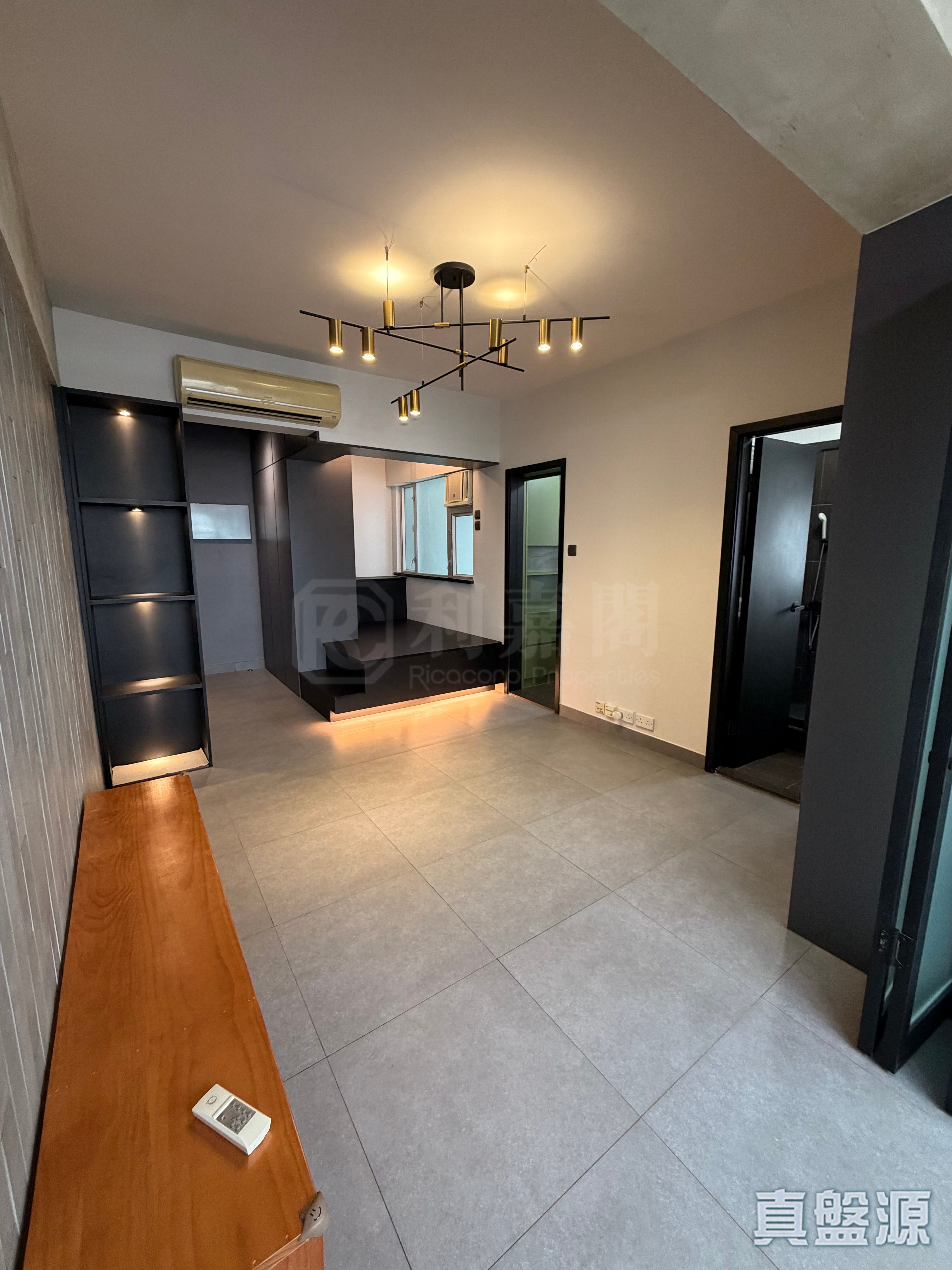 KWAN YICK BUILDING PHASE 2 - Block D Low Floor Zone Flat D3 Central/Sheung Wan/Western District