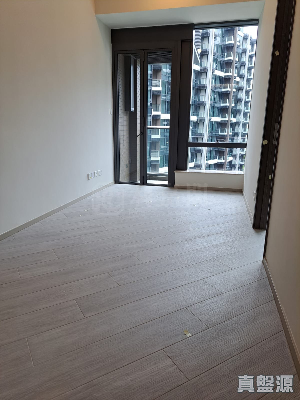 帝御 1期 帝御‧金湾 3座 高层 23室 深井/青山公路