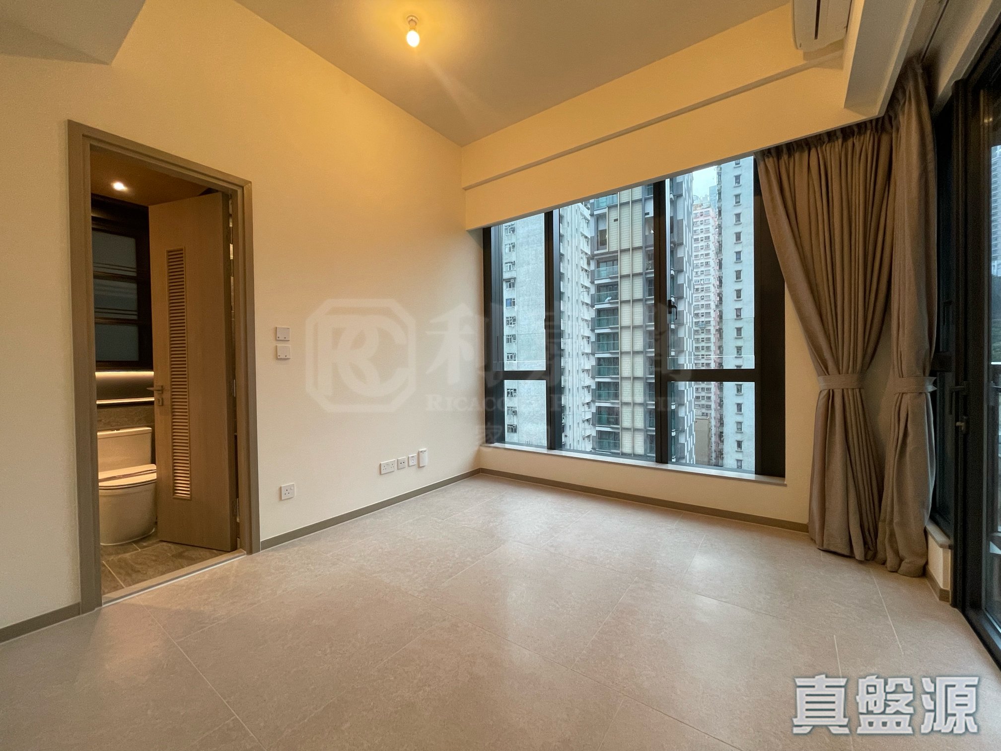 KENNEDY 38 Medium Floor Zone Flat F Central/Sheung Wan/Western District