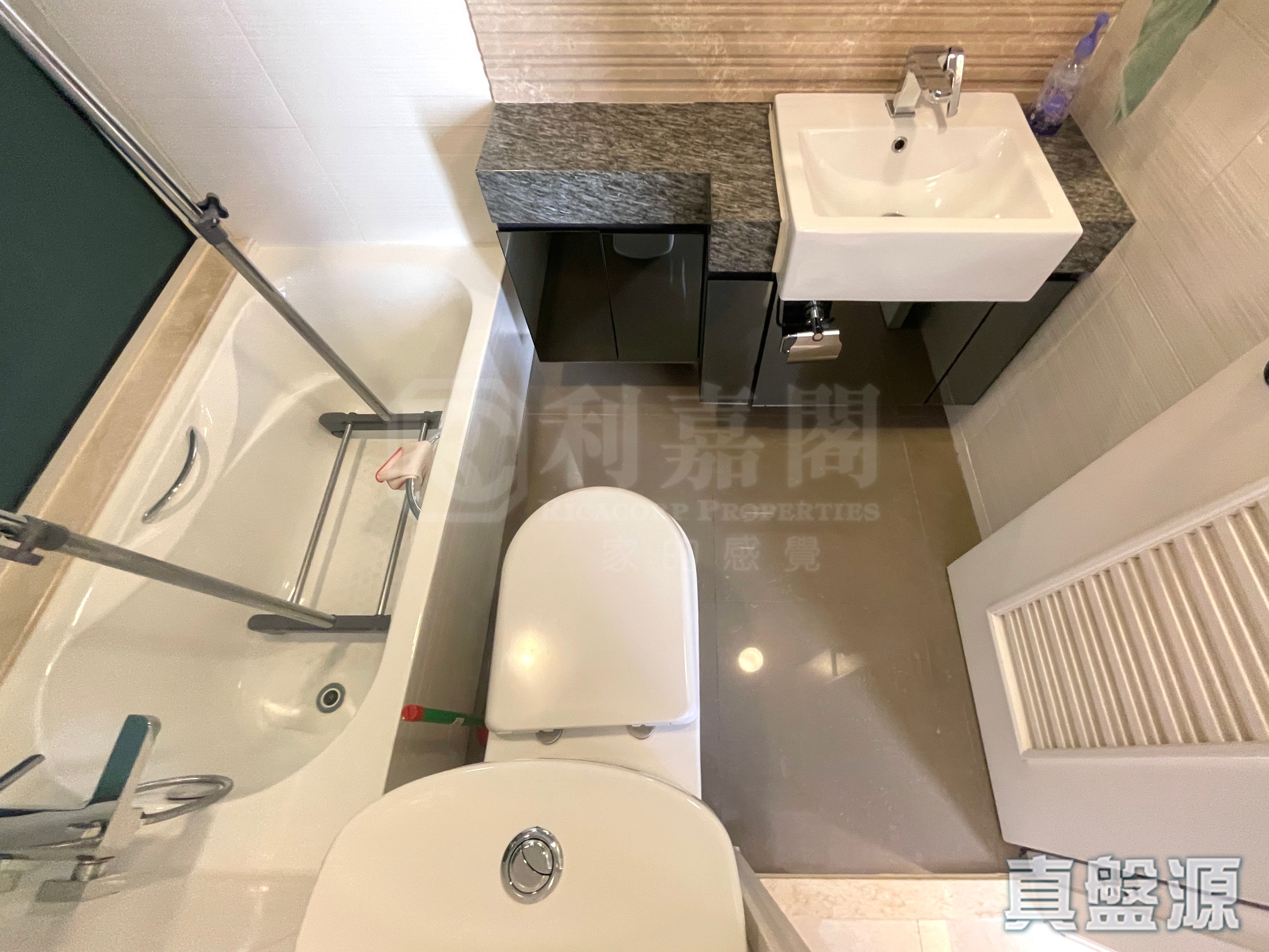 THE BEAUMOUNT PHASE 1 - Tower 3 Medium Floor Zone Flat H Tseung Kwan O