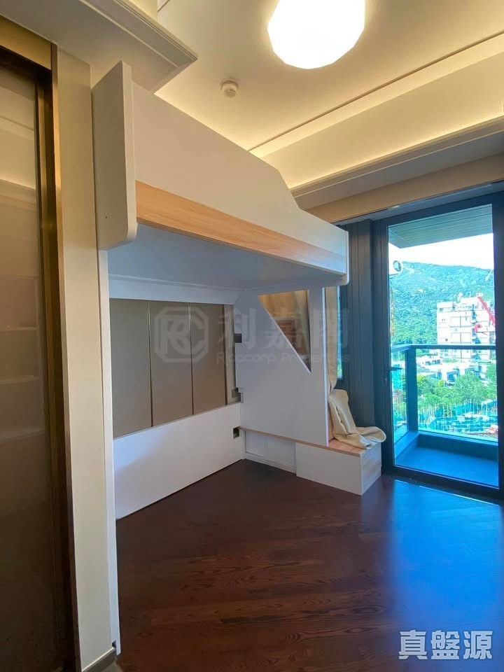 OCEAN CAMINO PHASE 1 - Tower 2 Medium Floor Zone Flat K Sham Tseng/Castle Peak Road
