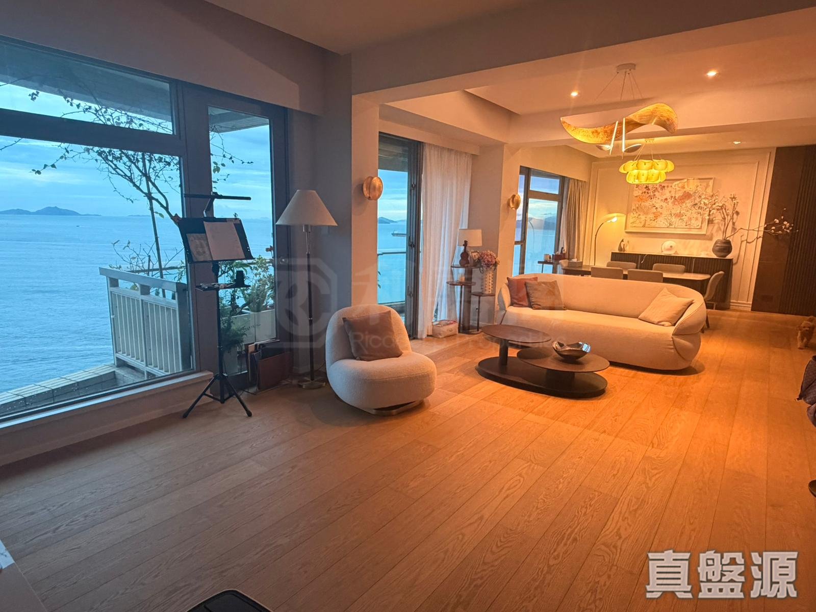 VILLAS SORRENTO  High Floor Zone Pok Fu Lam