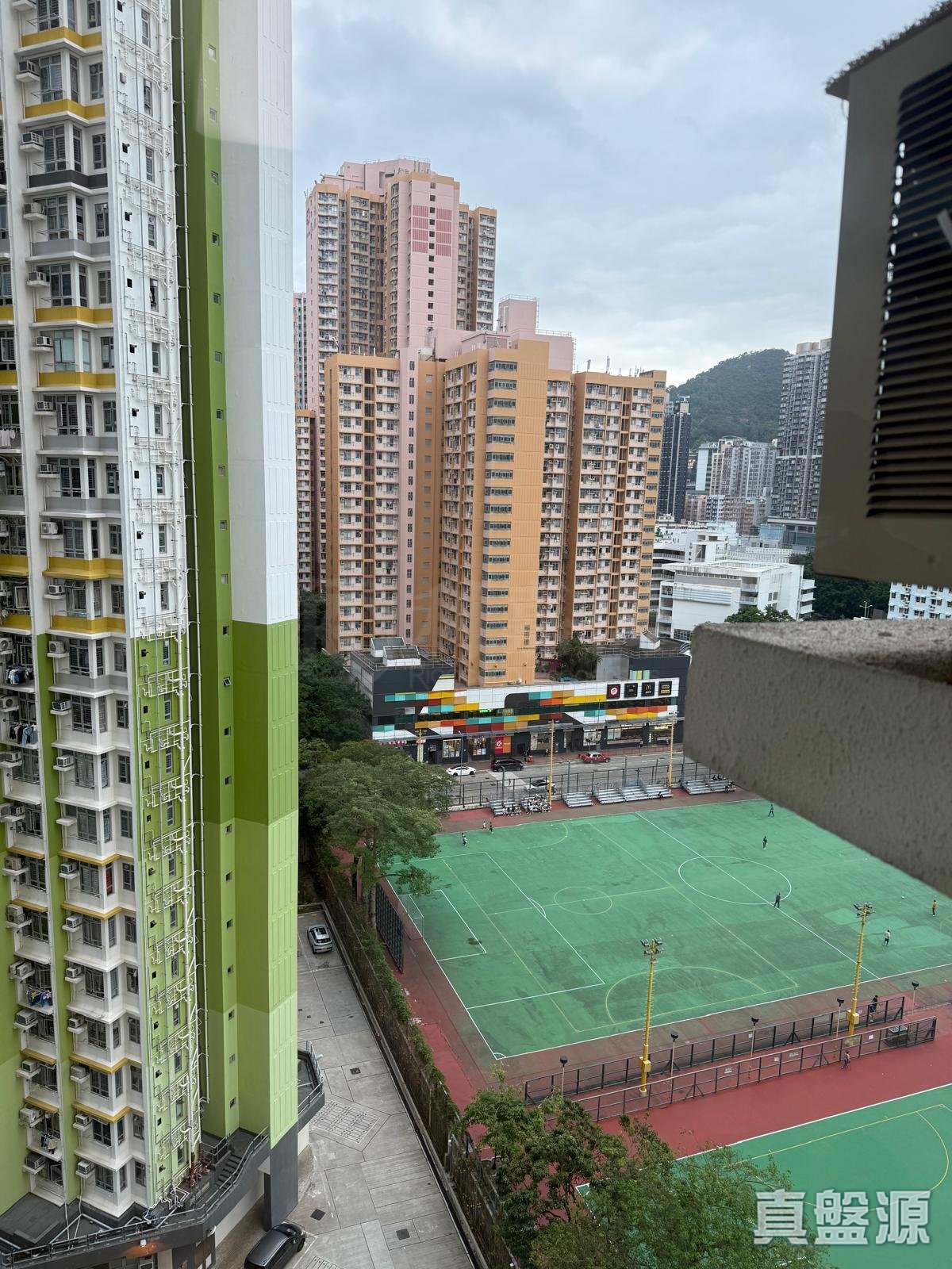麗翠苑 4座 (麗棋閣) 中層 11室 西九龍