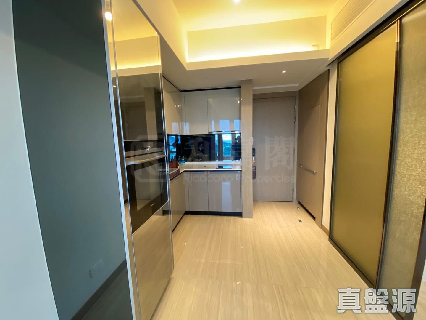 CULLINAN WEST PHASE 5 CULLINAN WEST III - Tower 7 Low Floor Zone Flat B Olympic Station/Nam Cheong