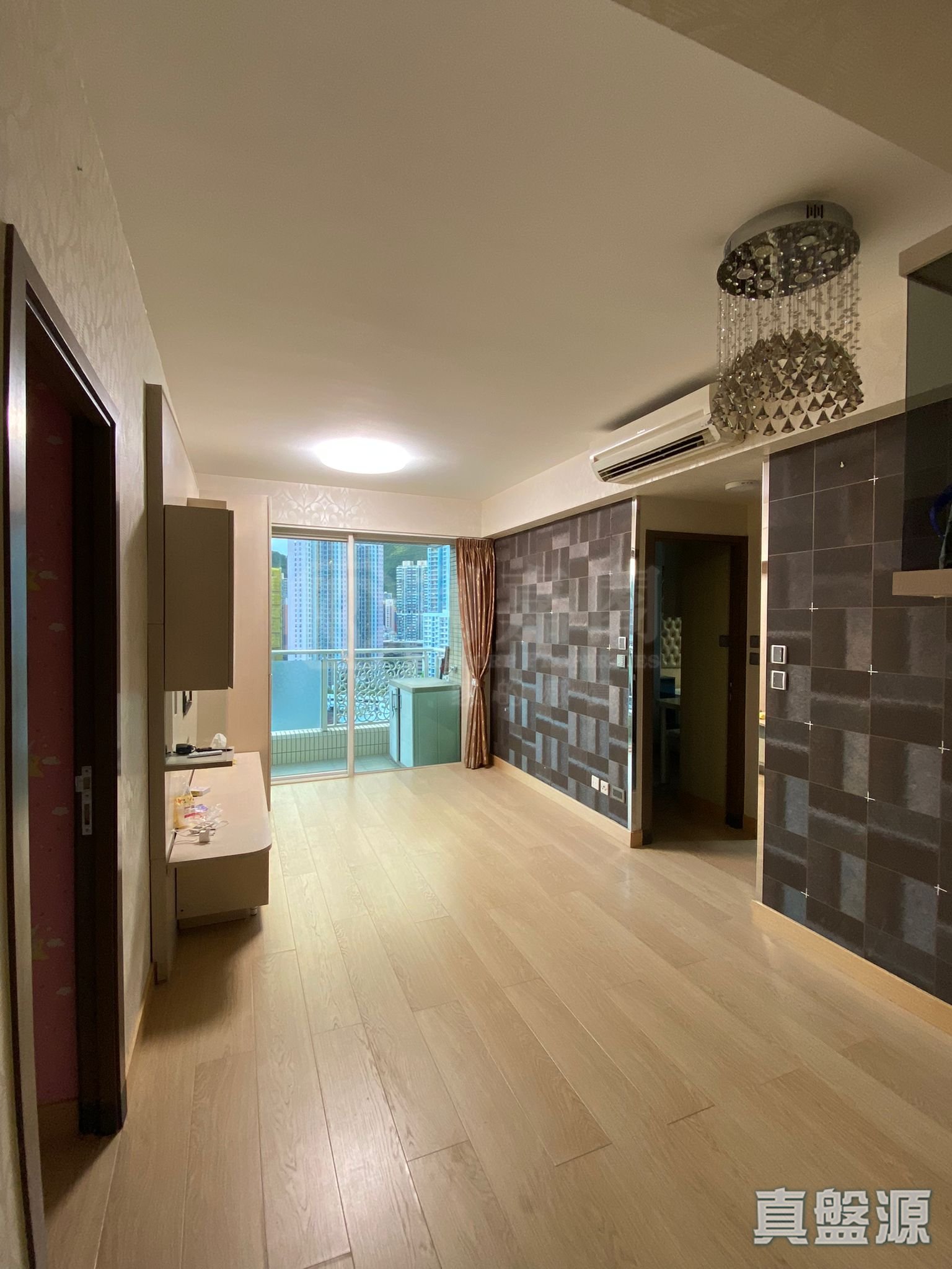 星汇居 2座 中层 C室 西九龙