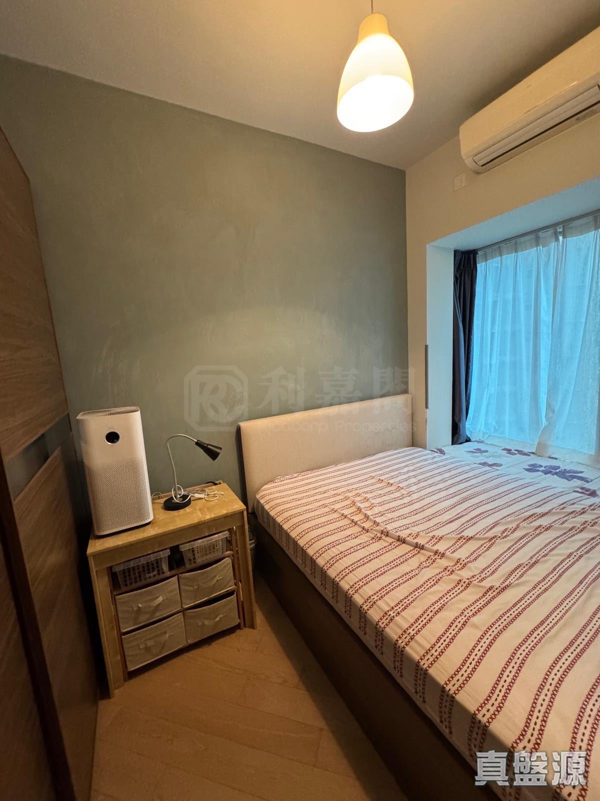 CENTURY GATEWAY PHASE 2 - Tower 6 Very High Floor Zone Tuen Mun