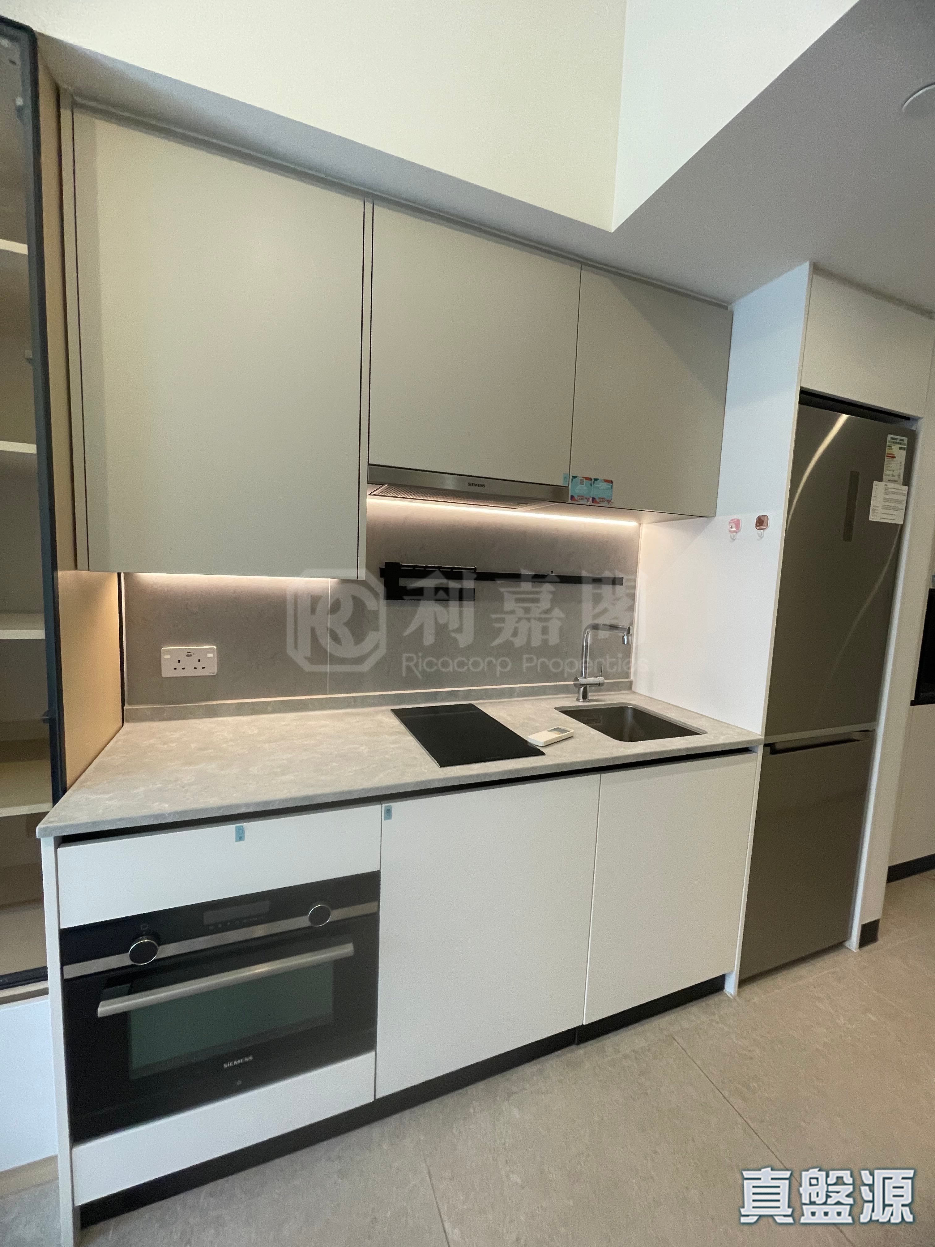 NOVO LAND PHASE 1B - Bergen Tower 1 High Floor Zone Flat G Tuen Mun