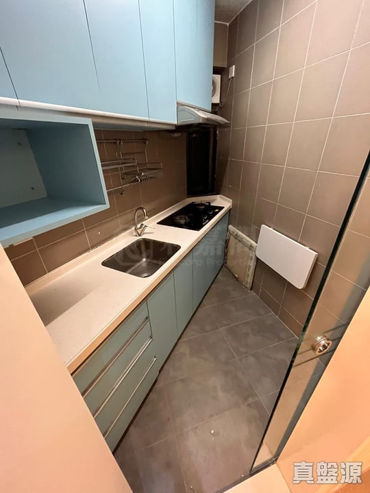 康怡花園 A座 (9-16室) 中層 11室 康怡/鰂魚涌/太古城