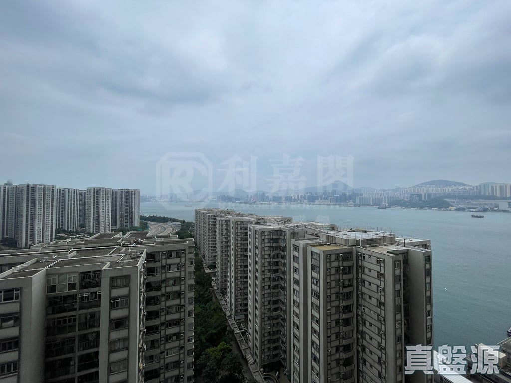 GRAND PROMENADE TOWER 1 Low Floor Zone Flat A Sai Wan Ho/Shau Kei Wan