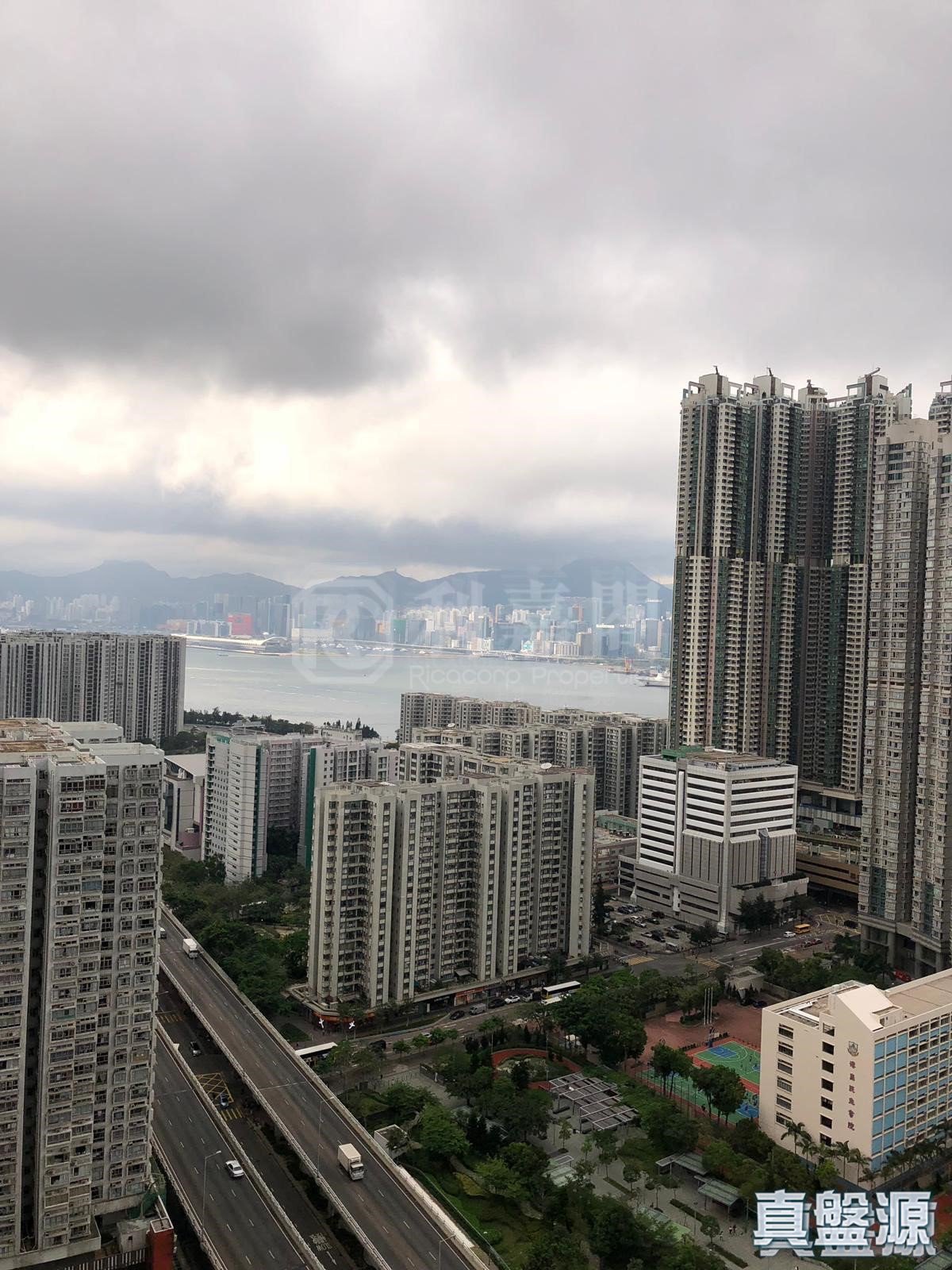 ISLAND RESIDENCE High Floor Zone Flat B Sai Wan Ho/Shau Kei Wan