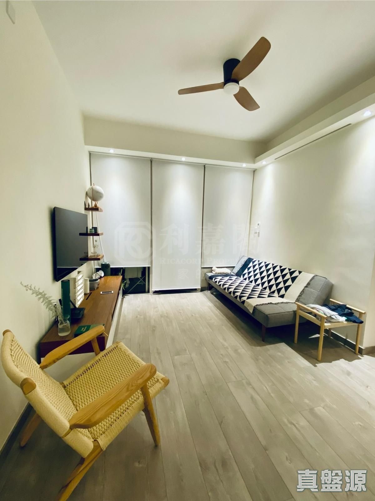 THE GRANDVILLE TOWER B Medium Floor Zone Flat B Sha Tin/Fo Tan/Kau To Shan