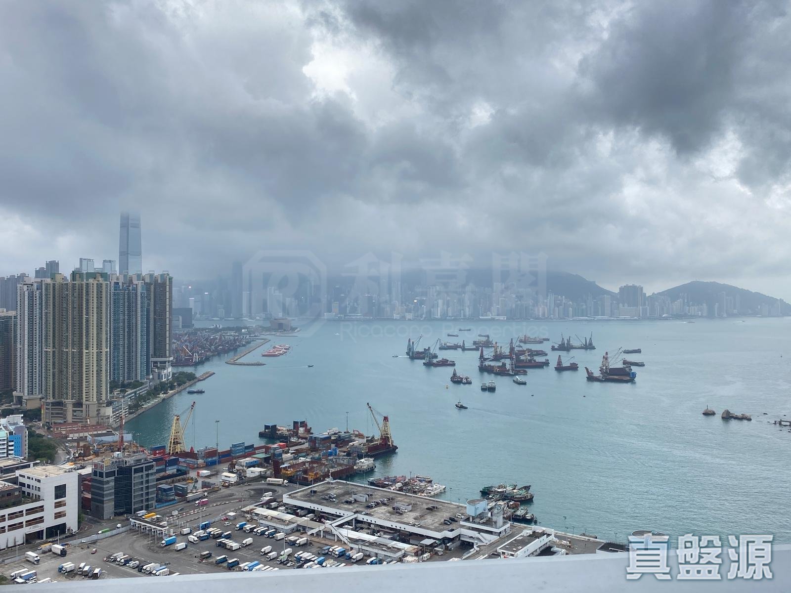 CULLINAN WEST PHASE 5 CULLINAN WEST III - Tower 8 Very High Floor Zone Flat B Olympic Station/Nam Cheong