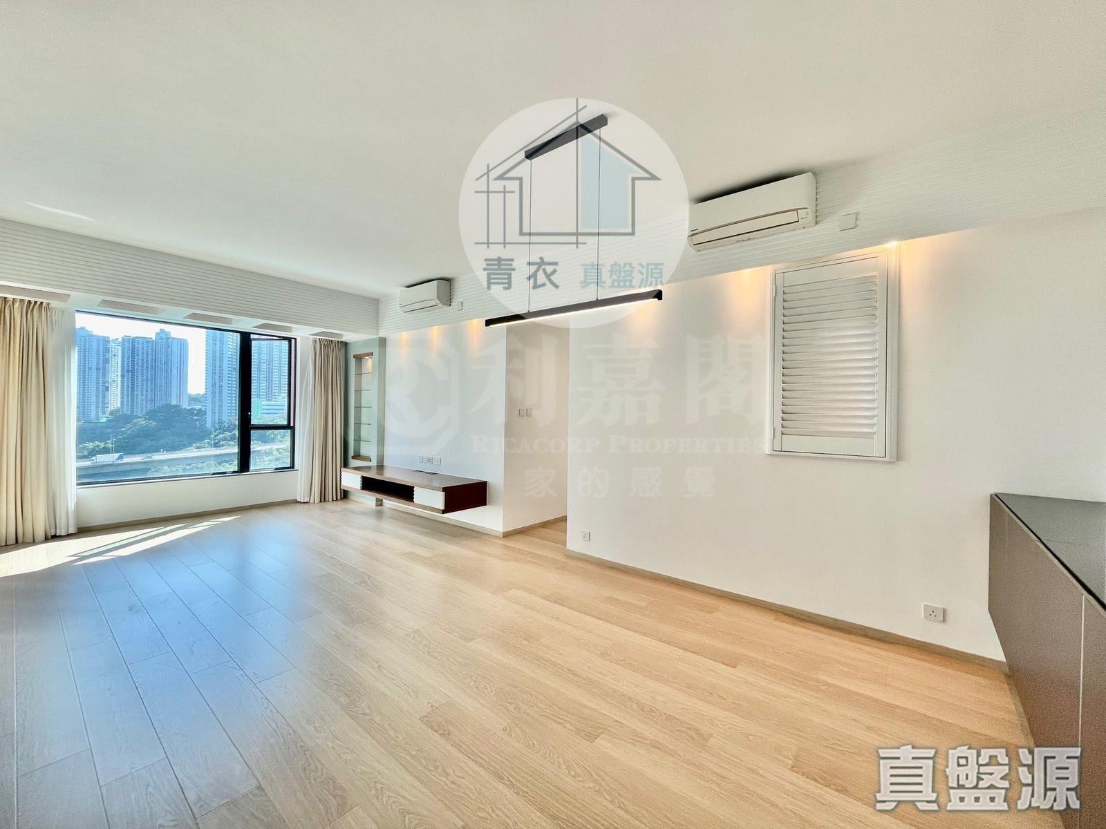 曉峰園 6座 高層 F室 青衣