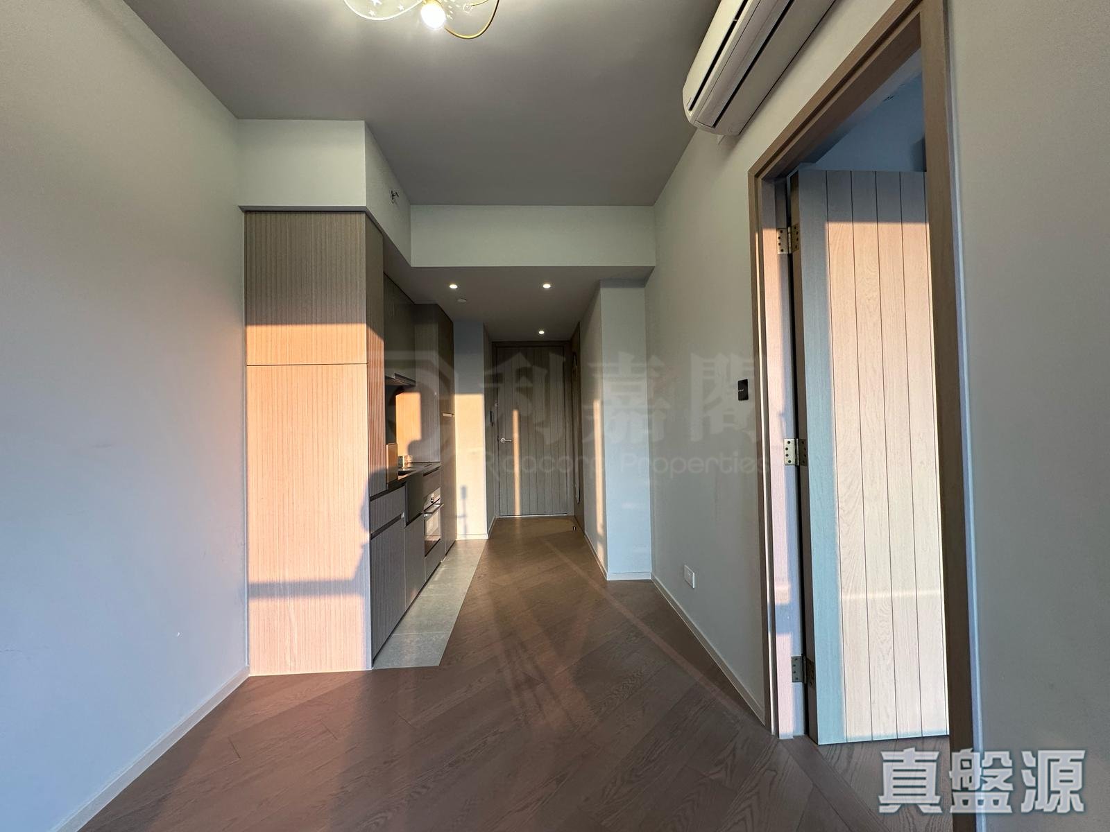 柏傲庄 1期 2座 (2A) 极高层 E室 大围