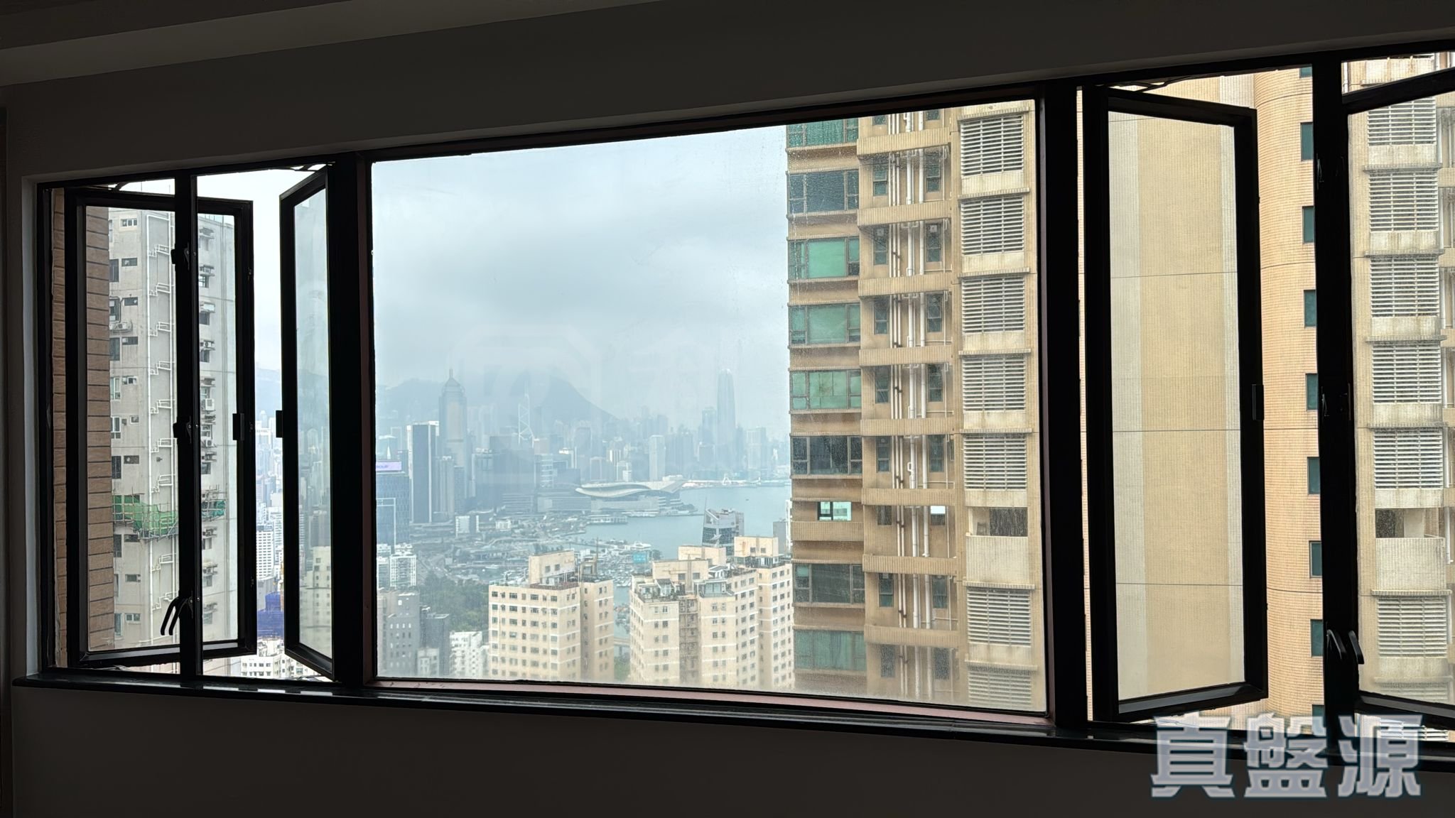 BROADVIEW TERRACE High Floor Zone Flat C North Point/North Point Mid-Levels