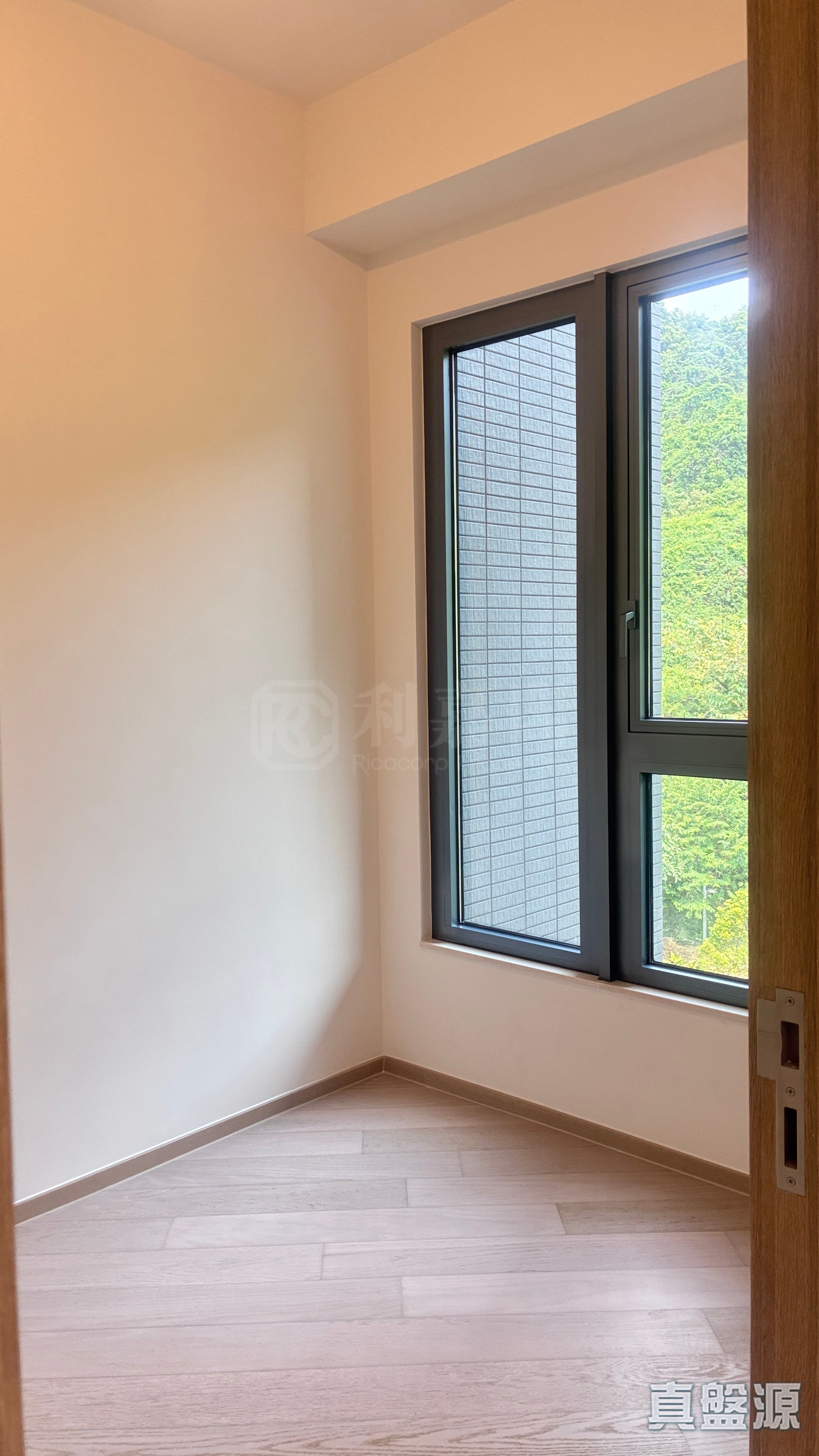 LE MONT PHASE 3 - Tower 5 High Floor Zone Flat D7 Tai Po