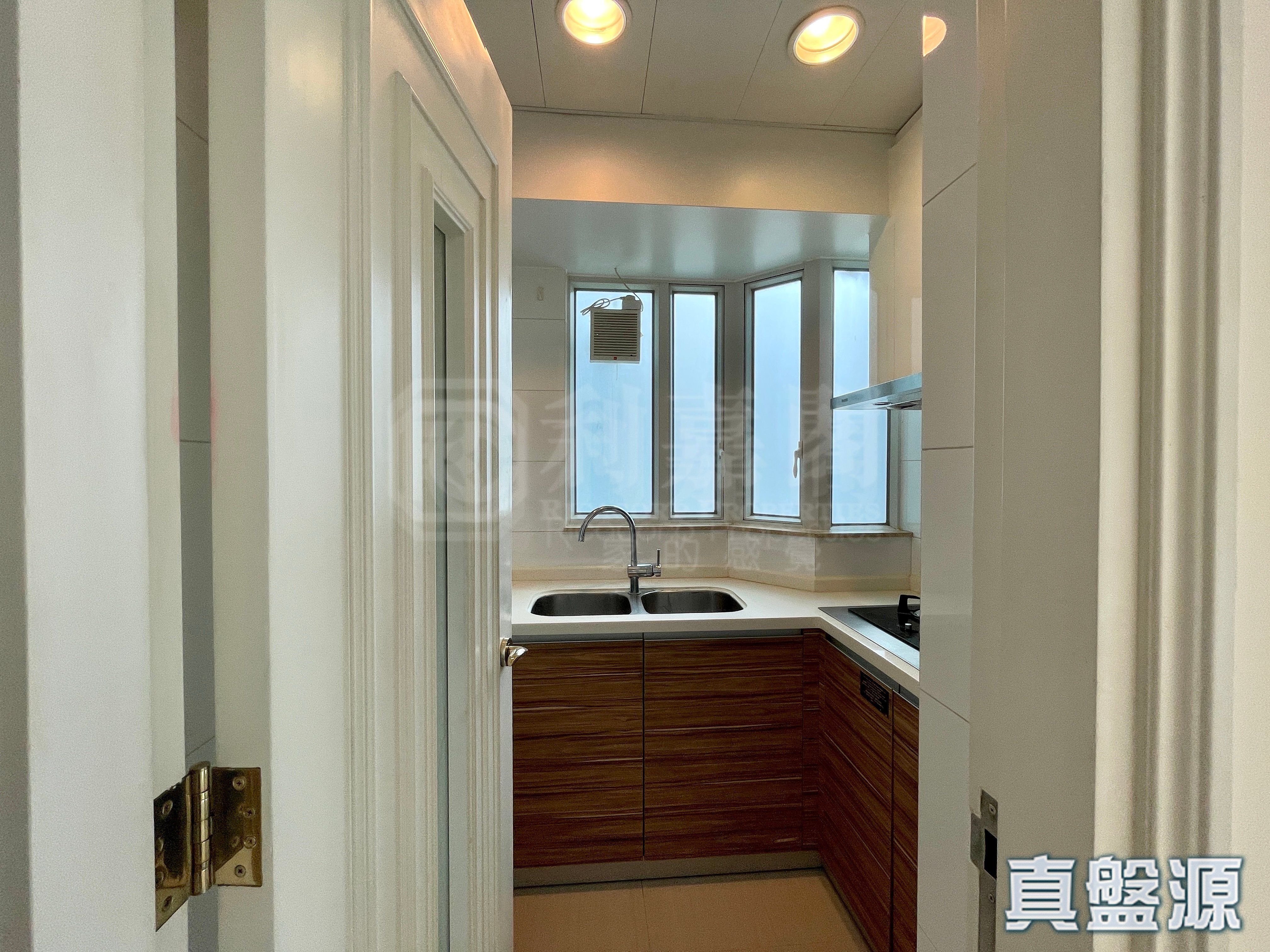 LOHAS PARK PHASE 3A HEMERA - Emerald (tower 2) High Floor Zone Flat RD Tseung Kwan O