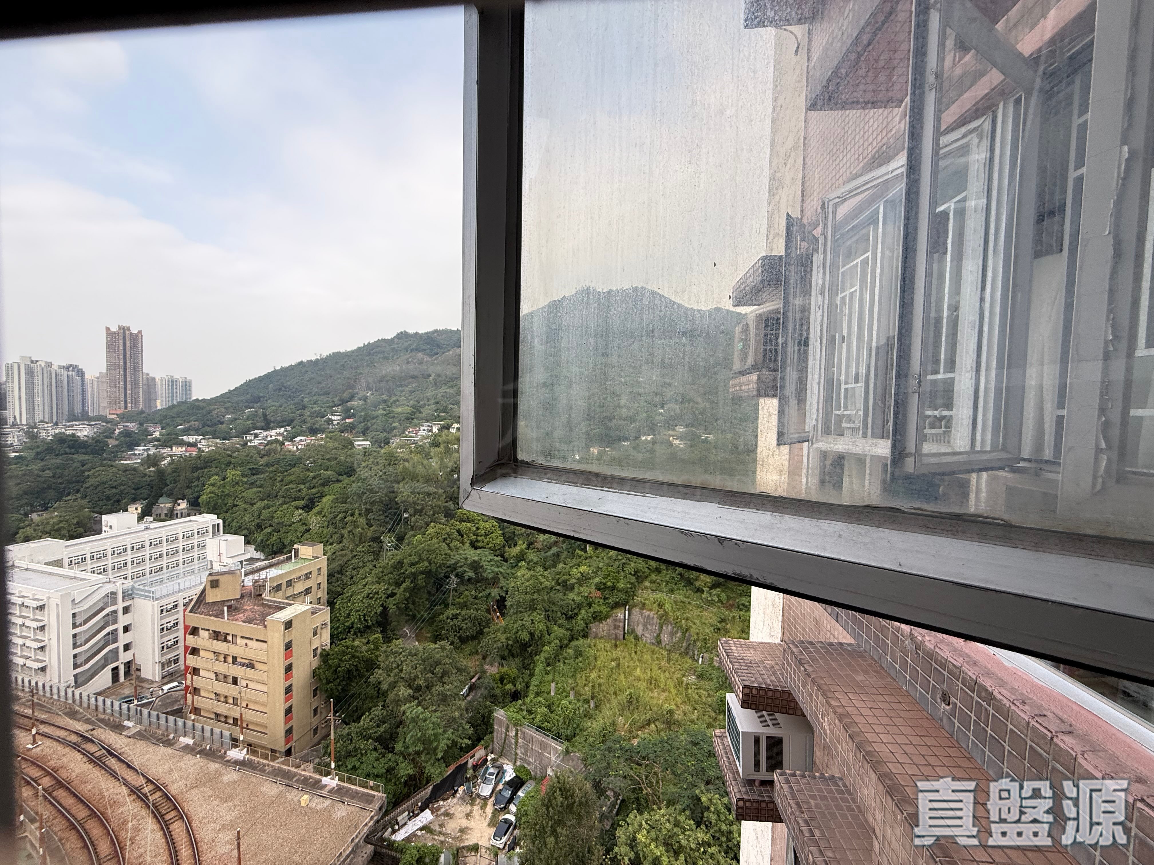 遠東發展屯門中心大廈 中層 屯門