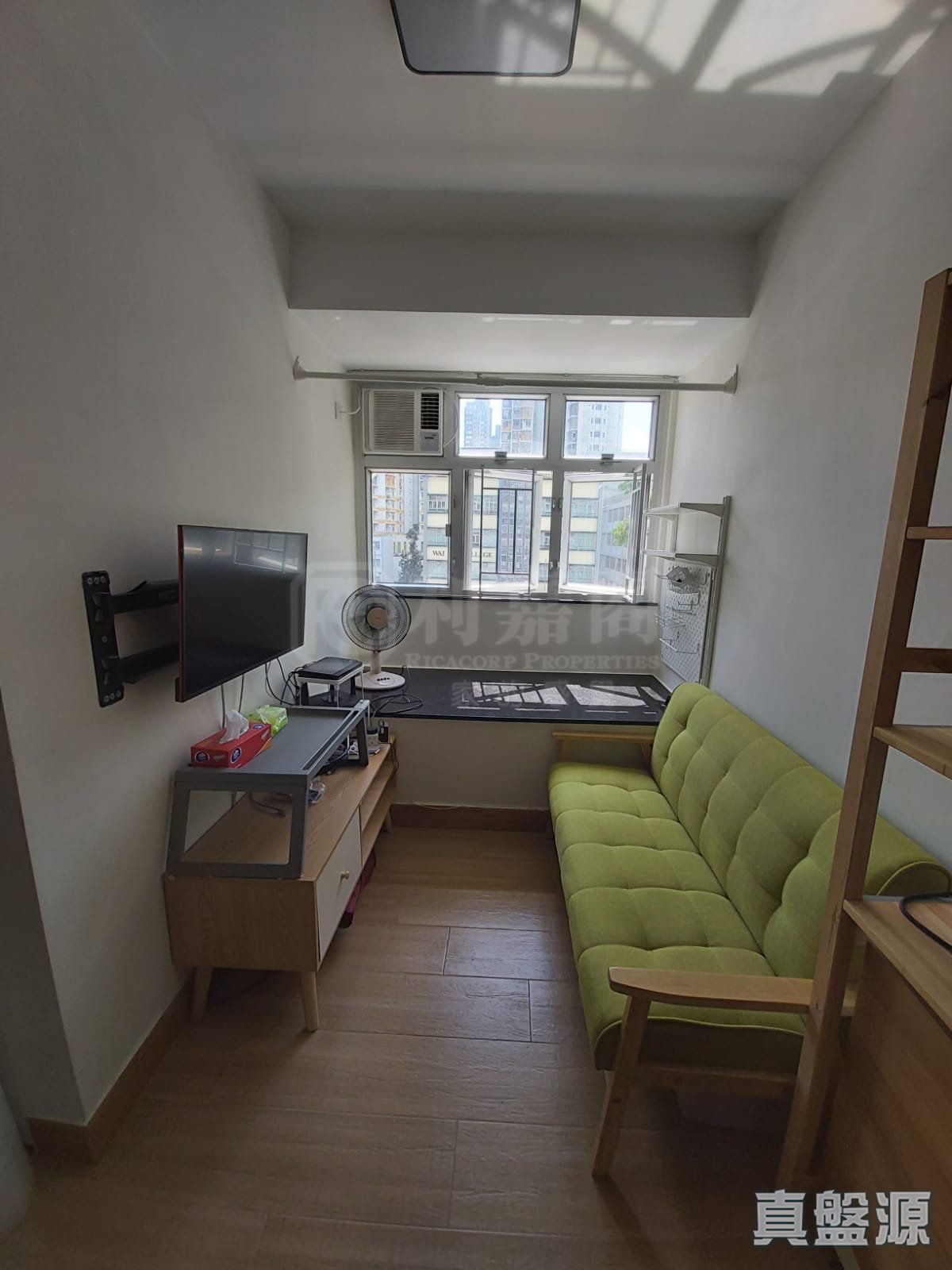 金玉大廈 中層 K室 西九龍