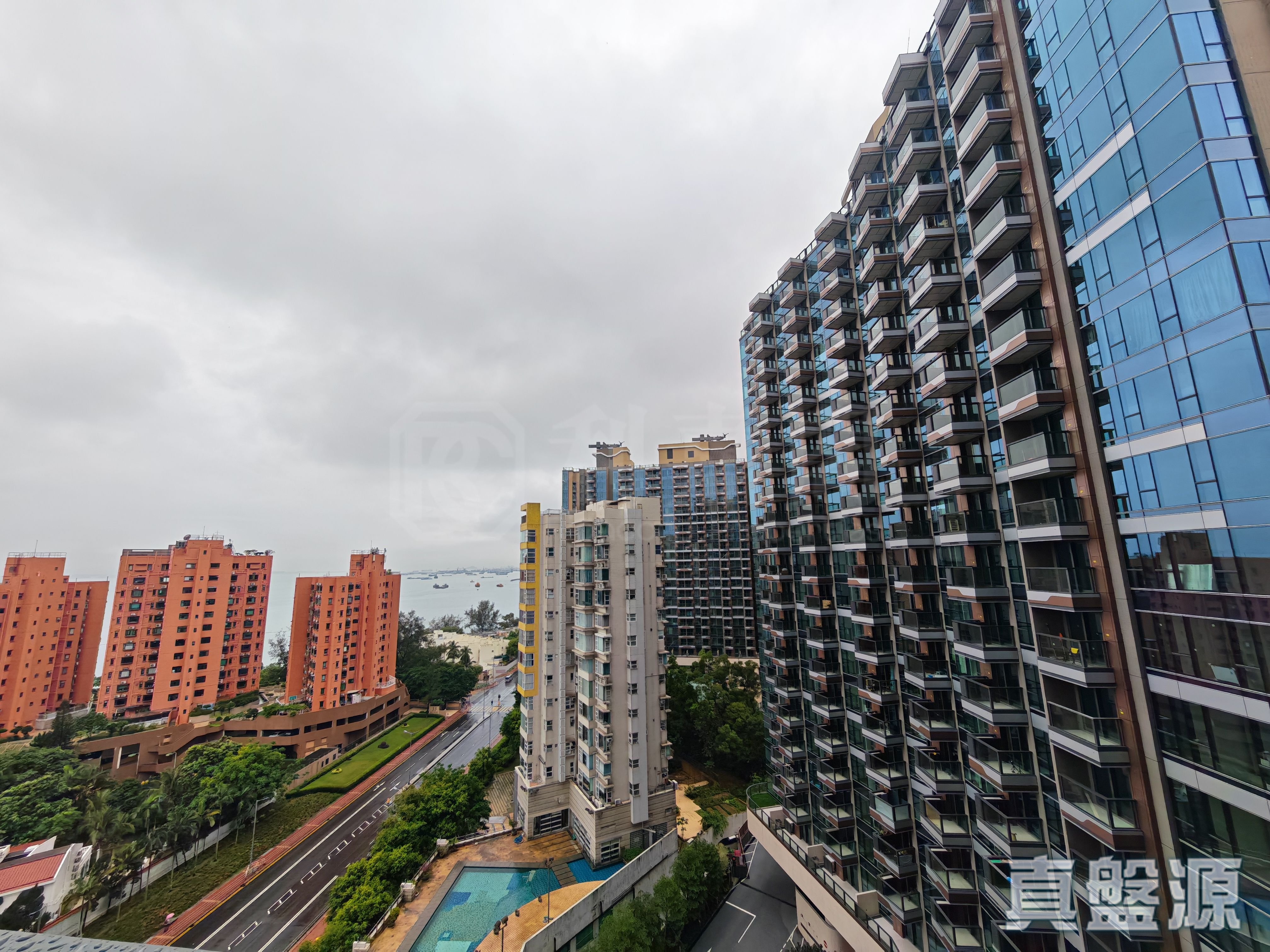 GOLD COAST BAY PHASE 1 THE UPPLAND - Tower 5b High Floor Zone Flat A Sham Tseng/Castle Peak Road