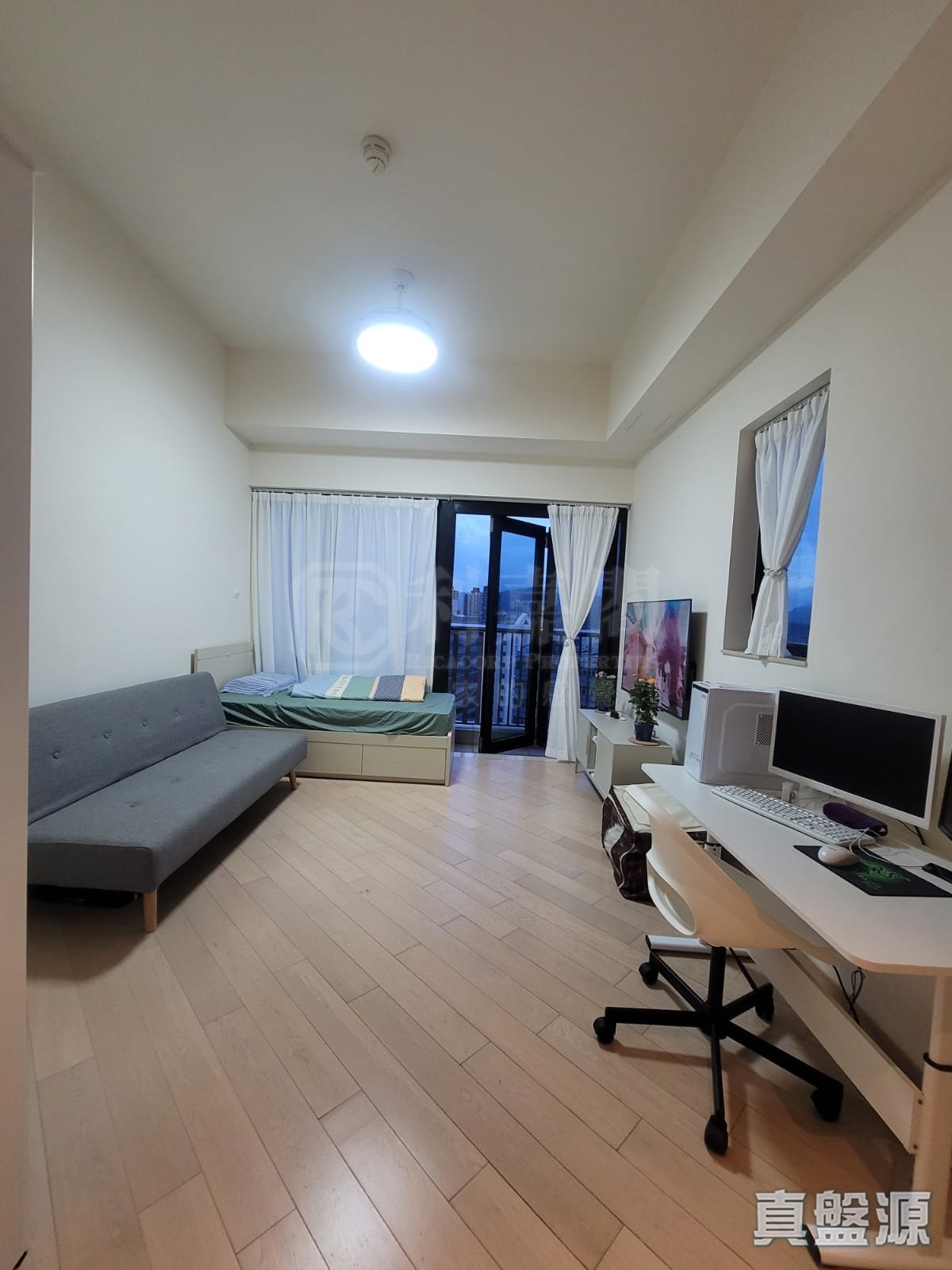 TWIN REGENCY TOWER 1 Very High Floor Zone Flat B Yuen Long