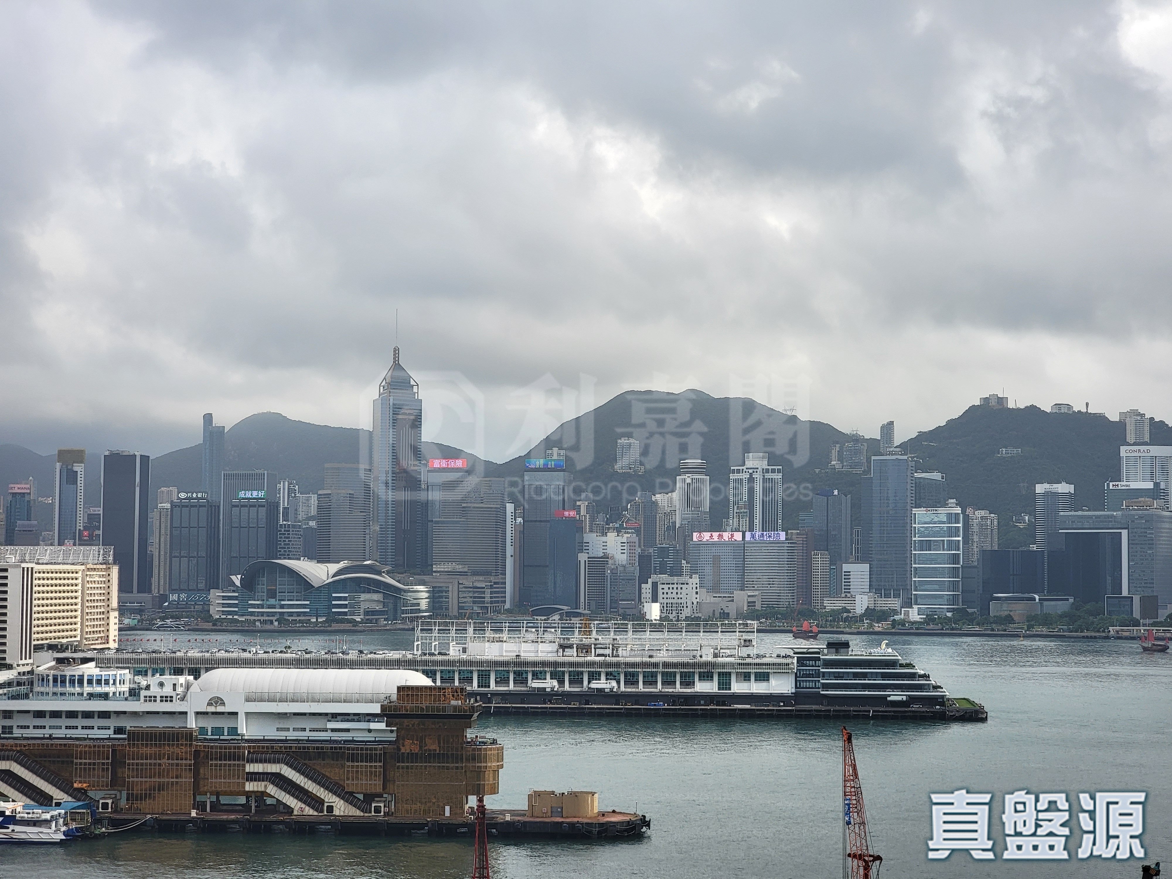 THE ARCH MOON TOWER (BLOCK 2A) Low Floor Zone Flat B Kowloon Station/Tsim Sha Tsui/Jordan