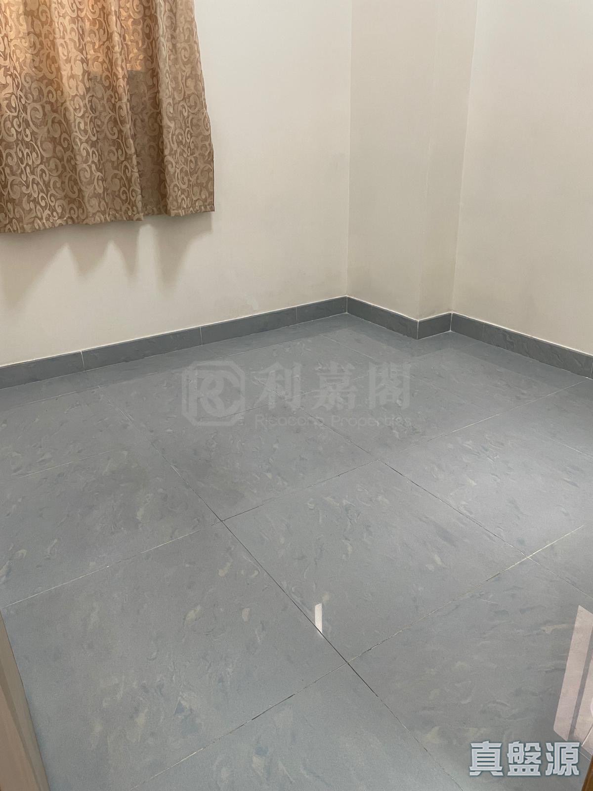 CHIAT HING BUILDING Medium Floor Zone West Kowloon