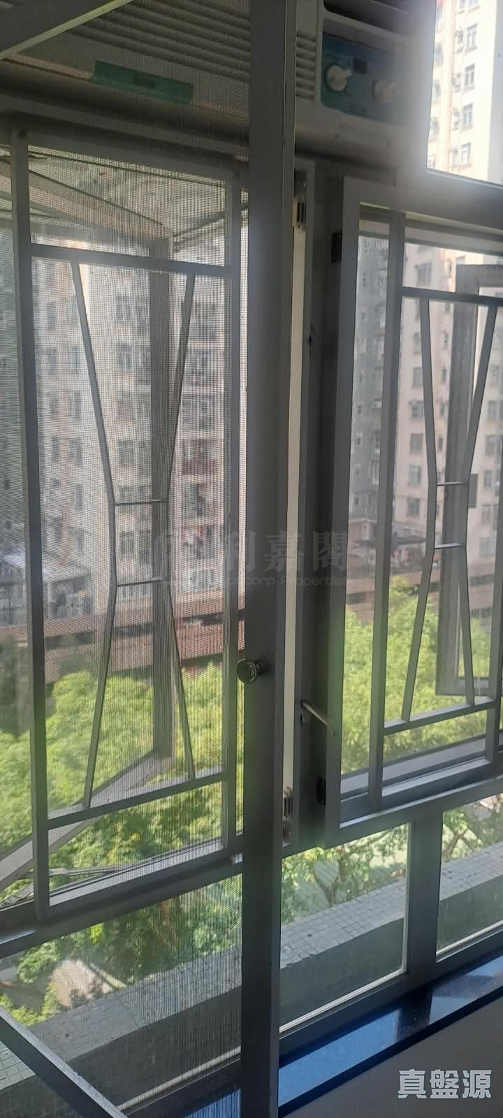 MEI FOO SUN CHUEN PHASE 5 - 18-20 Nassau Street High Floor Zone Flat D Mei Foo/Wonderland Villas