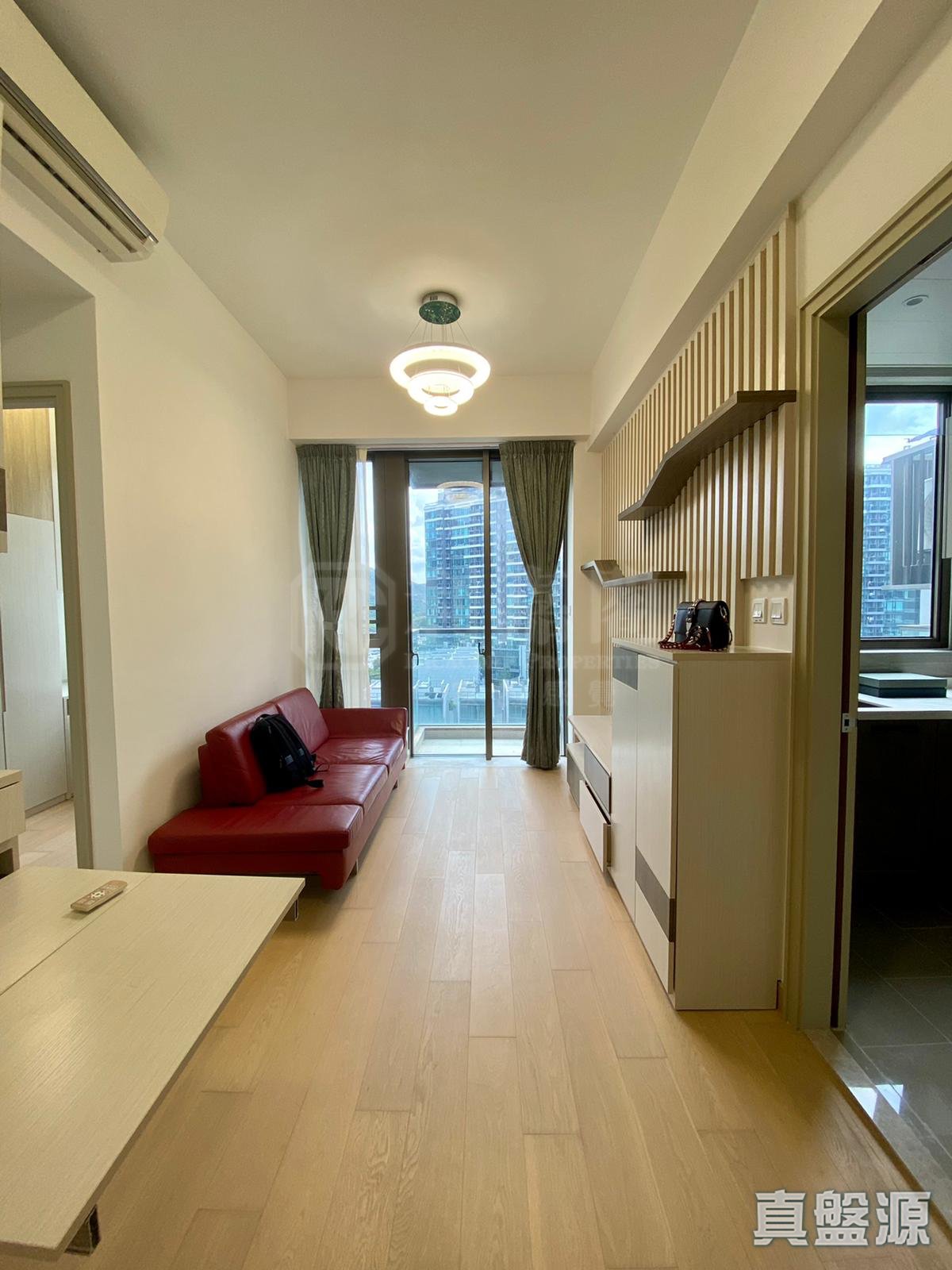 NAPA TOWER 5A Very High Floor Zone Flat D Sham Tseng/Castle Peak Road