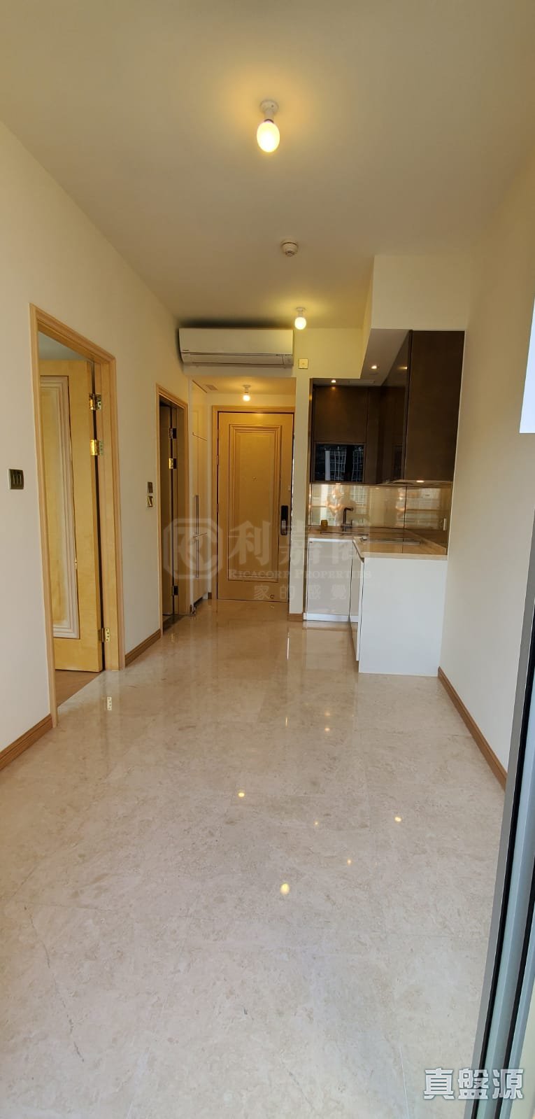 NO. 63 POK FU LAM ROAD TOWER 1 (AMBER HOUSE) High Floor Zone Flat D Mid-Levels West