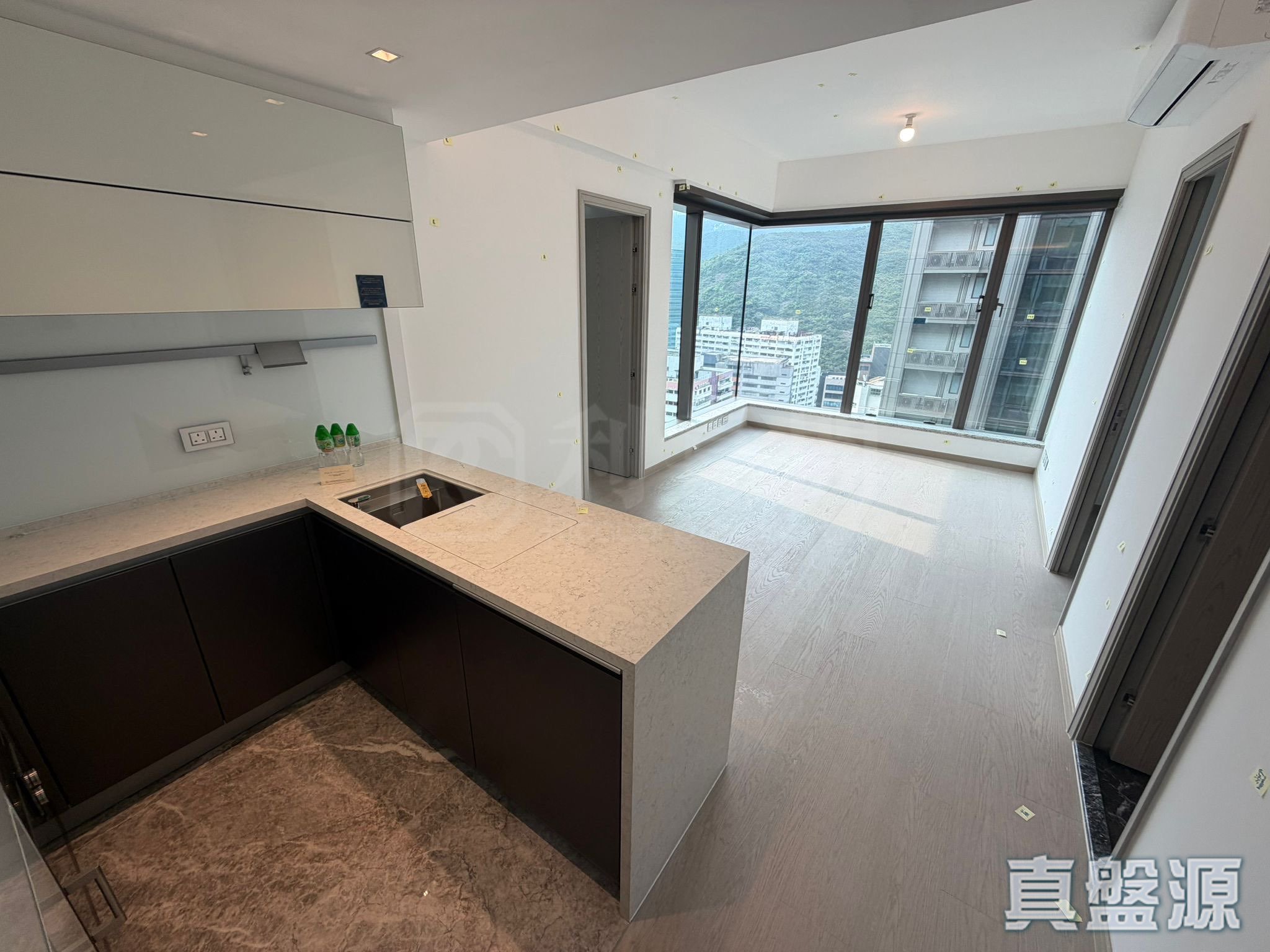 港島南岸 3B期 BLUE COAST 2座 (2B) 高層 B室 黃竹坑/深灣