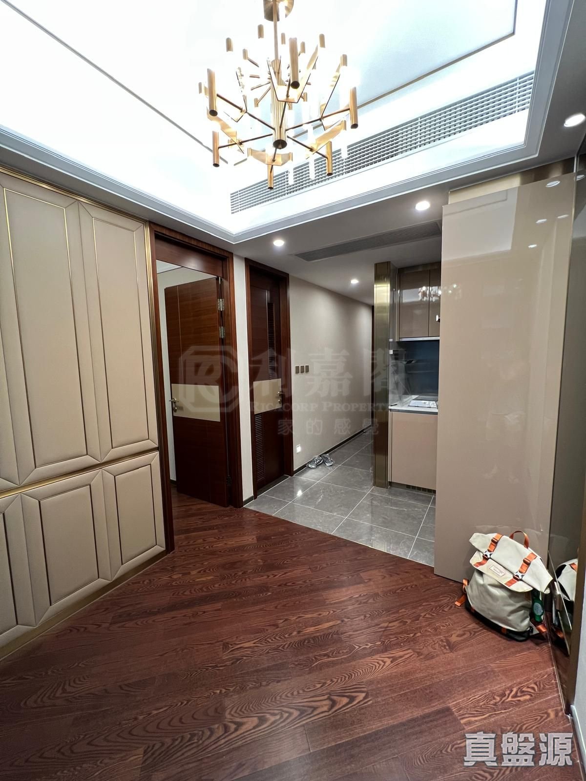 睿峰 西翼 中層 B室 西九龍