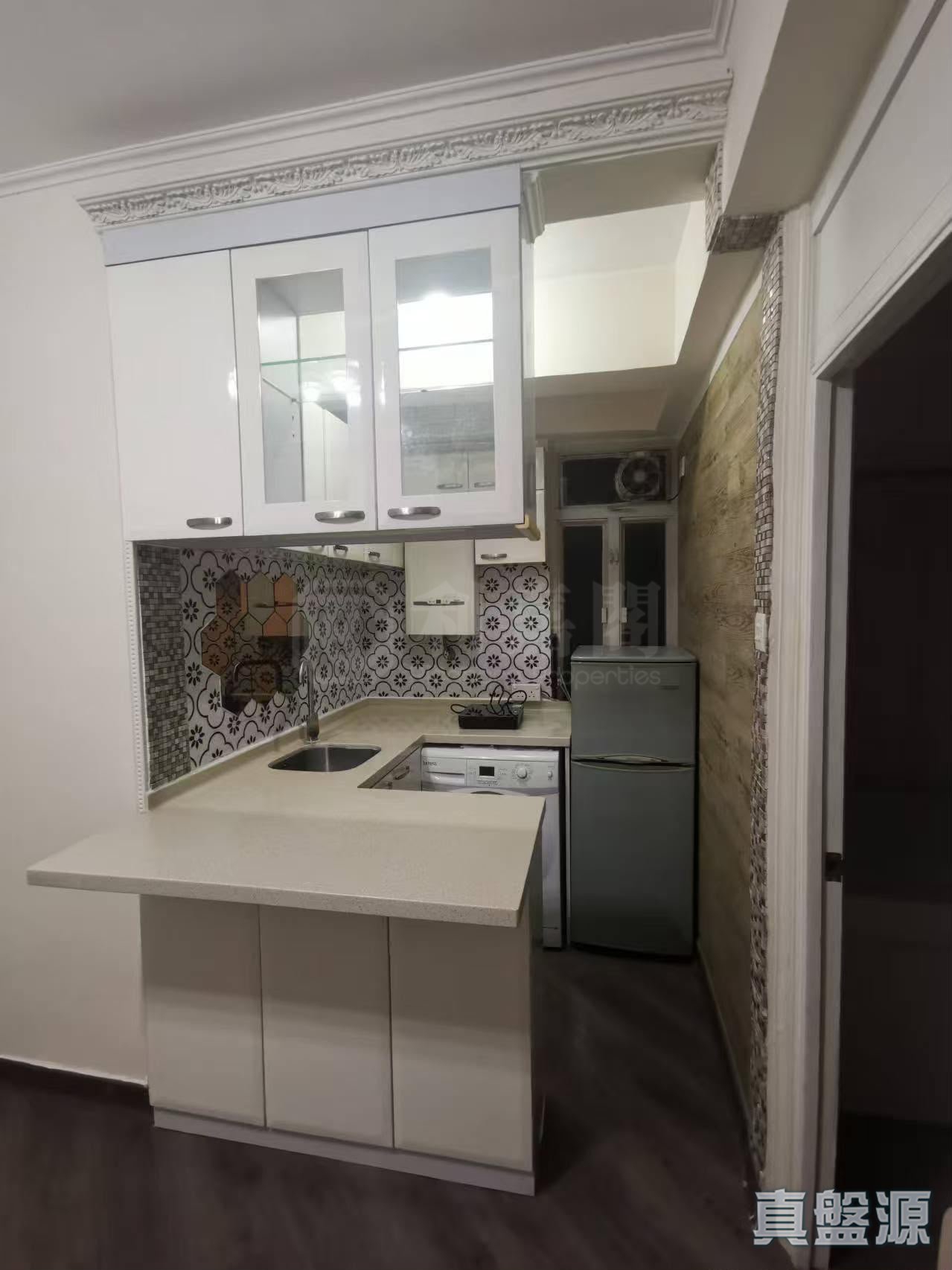 GOLDEN LION GARDEN PHASE 1 - Golden Glory Court (block E) High Floor Zone Flat 8 Tai Wai