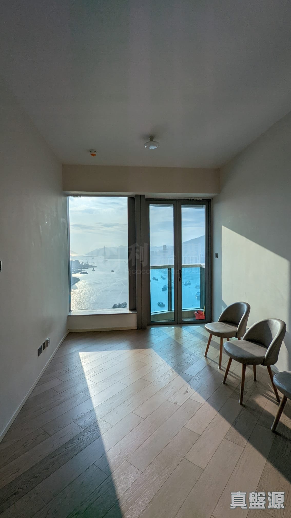 THE PAVILIA BAY TOWER 2A Very High Floor Zone Flat C Tsuen Wan